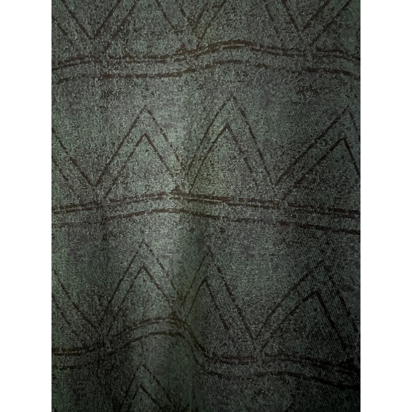 Levi's Men's Levi's Relaxed Fit Aztec Print Green T-Shirt - Size S Size US S / EU 44-46 / 1 - 2 Thumbnail