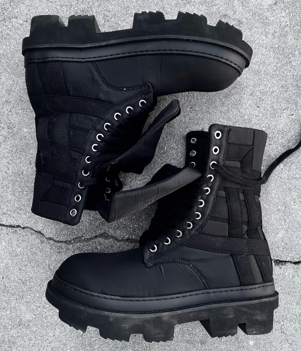 Rick Owens Rick Owens FW22 Strobe Geth Army Boot size 44 | Grailed