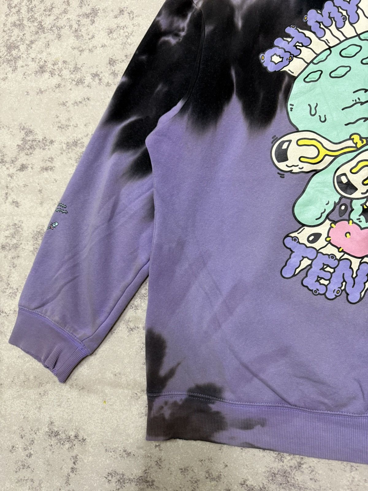 H&M H&M X Sponge Bob Tie Dye Pullover Sweater Hoodie Size US M / EU 48-50 / 2 - 17 Thumbnail