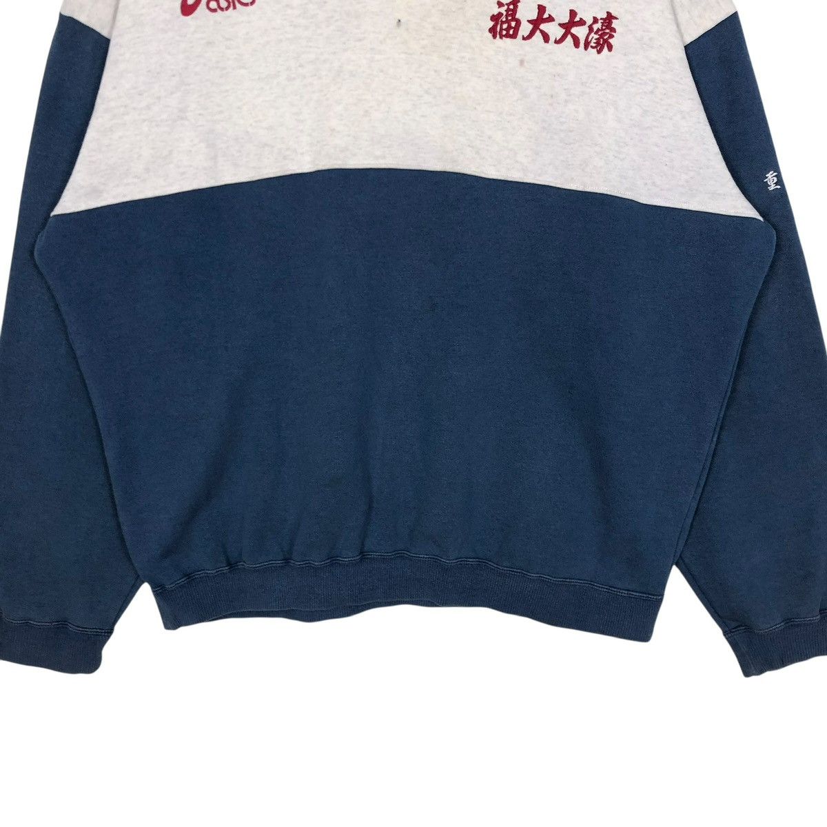 Asics Vintage 90s Asics Brand Sportwear Sweatshirt Sweater V Neck Size US L / EU 52-54 / 3 - 7 Thumbnail