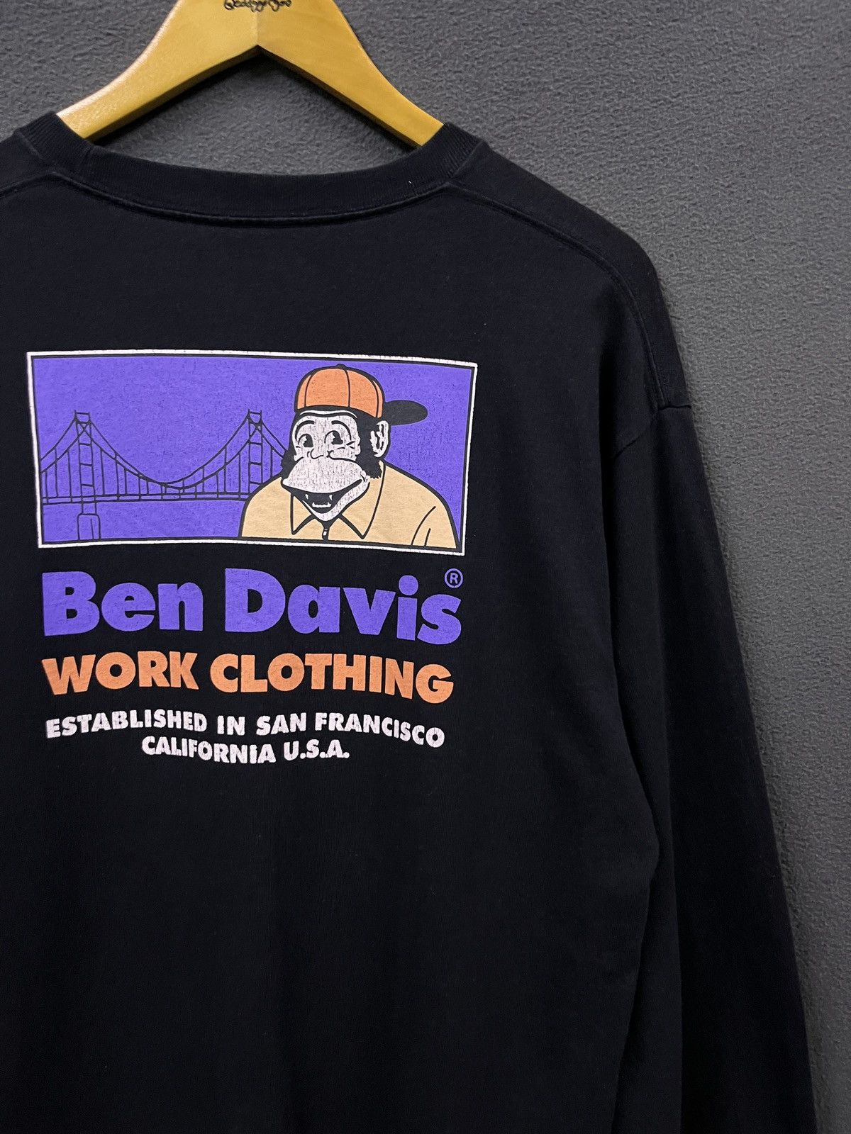 Ben Davis BEN DAVIS LONGSLEEVE BACKHIT TSHIRT Size US L / EU 52-54 / 3 - 2 Thumbnail
