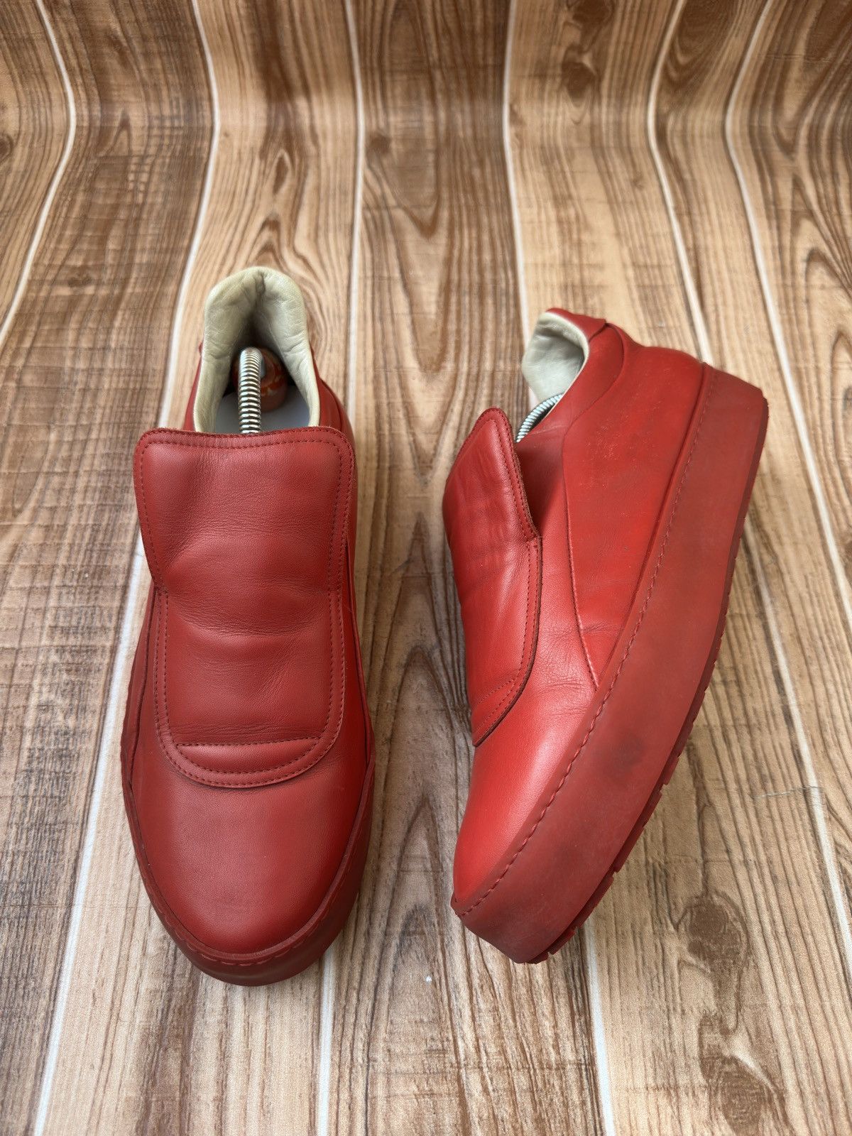 Maison Margiela Maison Martin Margiela Red Leather Sneakers Size US 9 / EU 42 - 6 Thumbnail