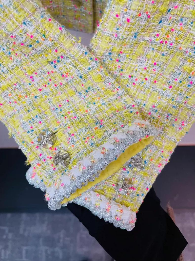 Chanel Chanel 24c goose yellow soft jacket 2504-Nextarrow Size XS / US 0-2 / IT 36-38 - 5 Thumbnail