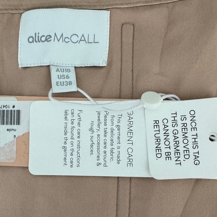 Alice McCall Alice McCall Sweet Little Mystery Gown Pink Dress size 6 Size M / US 6-8 / IT 42-44 - 12 Thumbnail
