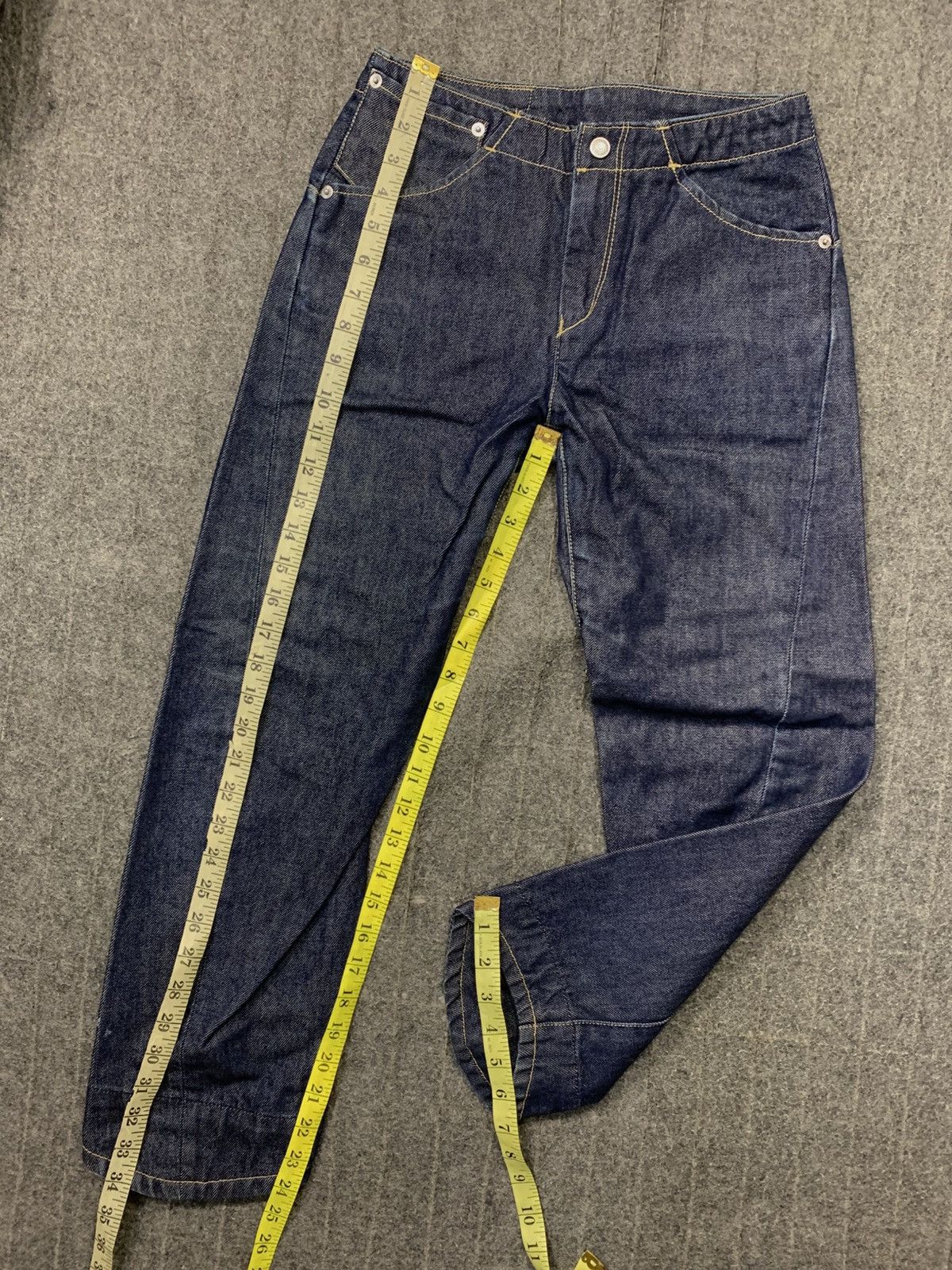 Levi's Hype Levis Engineered High Waisted Twisted Leg Indigo Denim Size 26" / US 2 / IT 38 - 12 Thumbnail