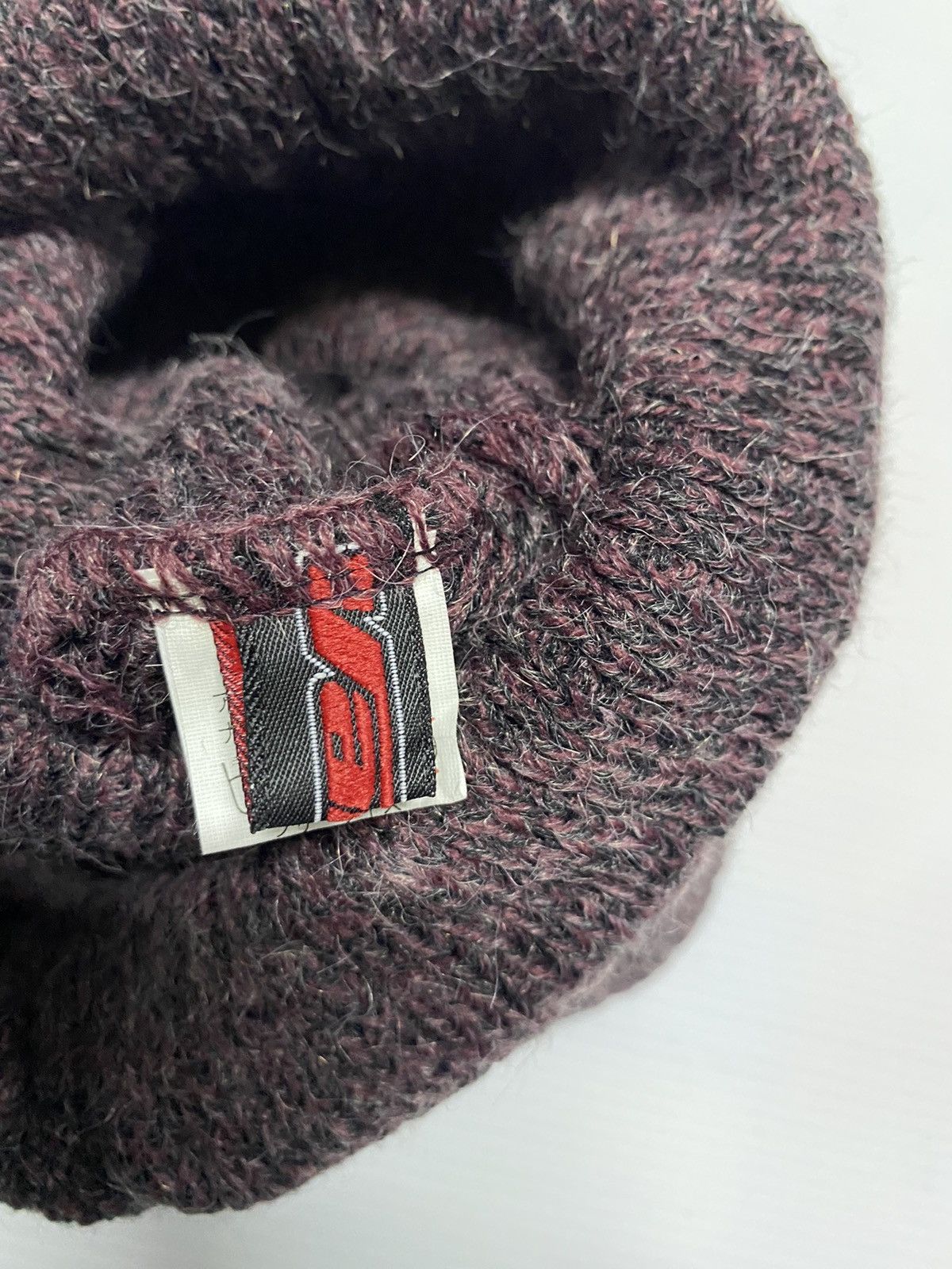 Vans Vans Small Logo Embroidery Beanie Hat Size ONE SIZE - 6 Thumbnail