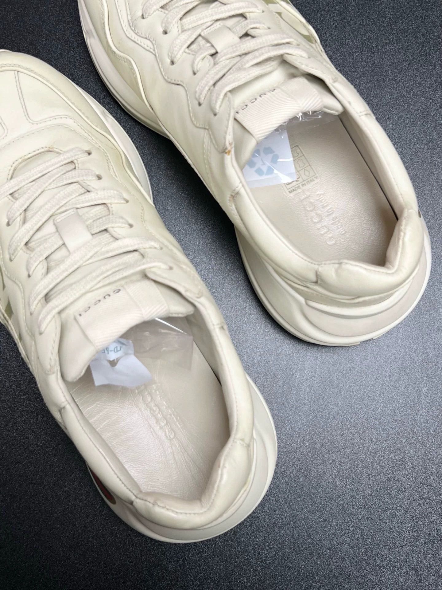 Gucci gucci rhyton logo dad sneakers size 38 Size US 5.5 / EU 38 - 4 Thumbnail
