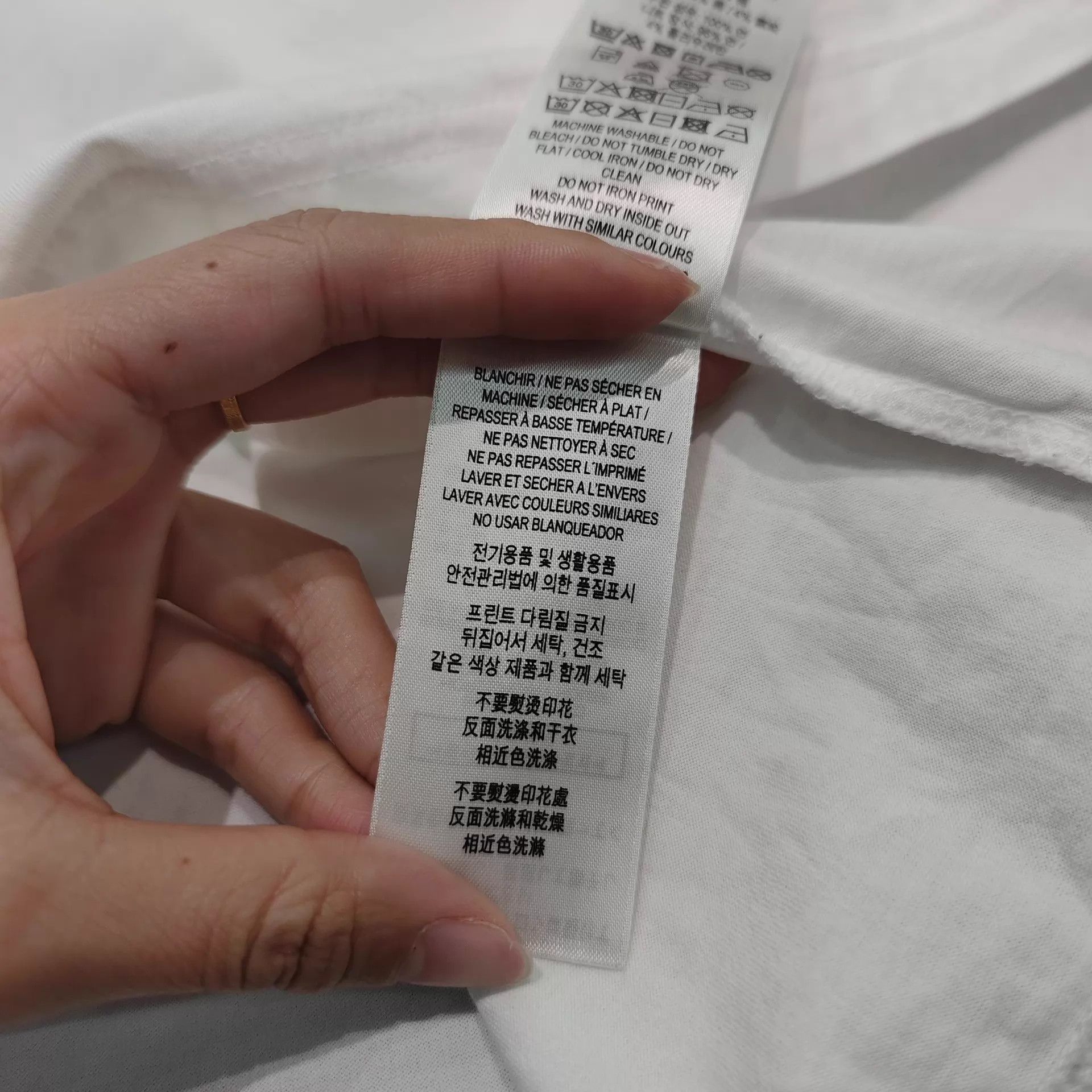 Burberry Burberry Classic Short Sleeve T-Shirt 99 New S Oversized Size US S / EU 44-46 / 1 - 6 Thumbnail
