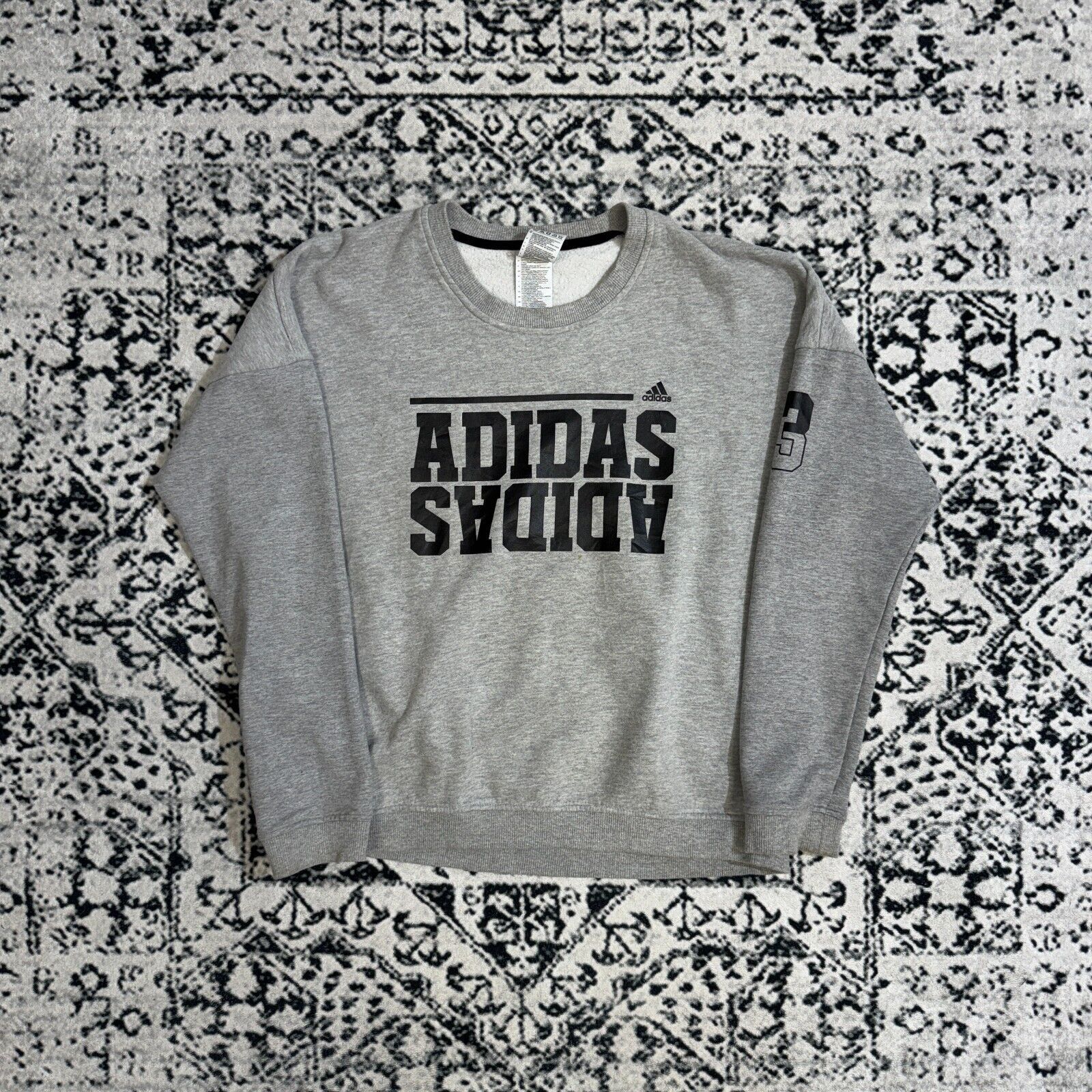 Adidas × Vintage Vintage Adidas Unisex Gray Cotton Crewneck Size S 90s Size US S / EU 44-46 / 1 - 1 Thumbnail