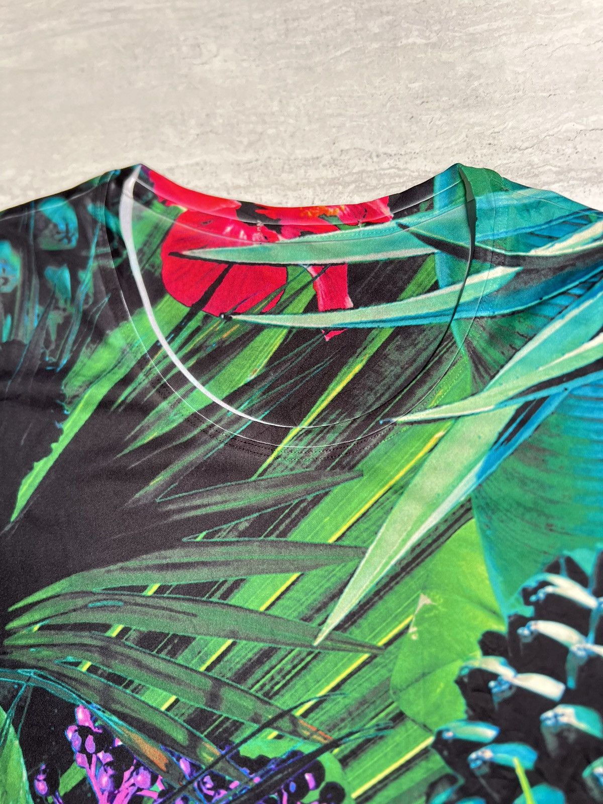 Issey Miyake Issey Miyake Motive Flower Garden T-shirt Size US XS / EU 42 / 0 - 4 Thumbnail