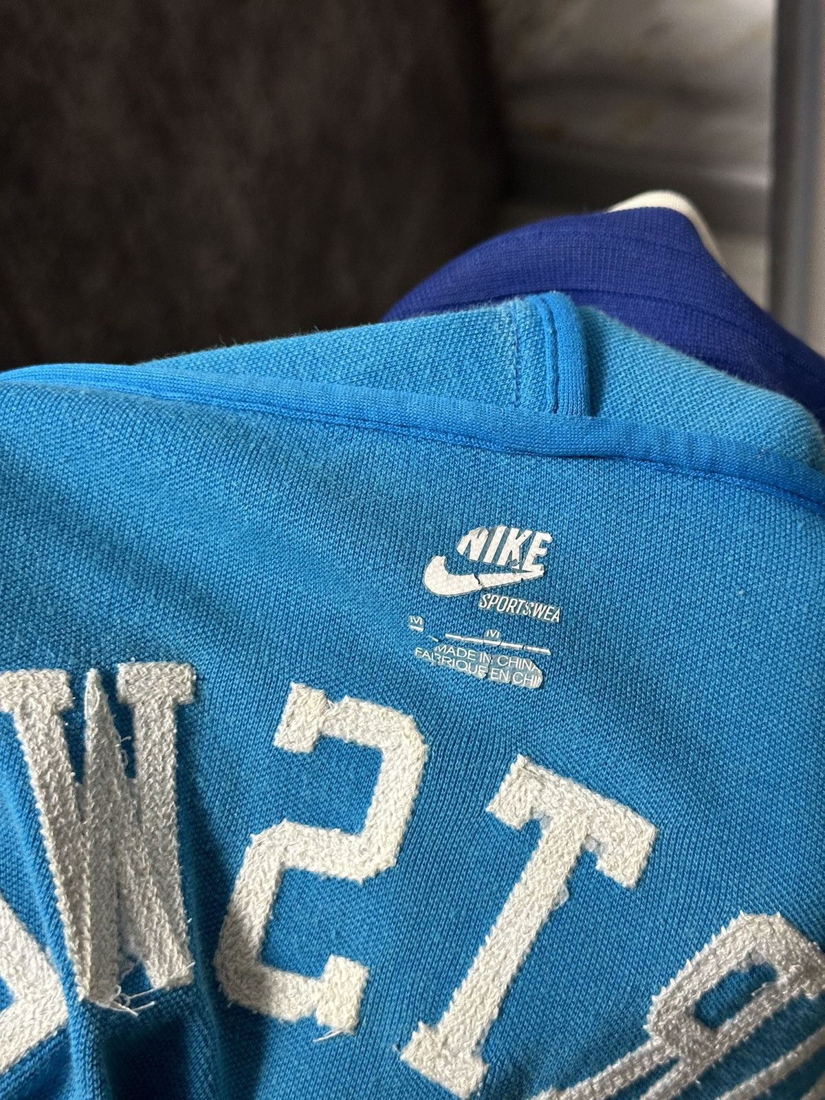 Nike Vintage Nike Sportswear Y2K Nylon Track Jacket Retro Swoosh Size US M / EU 48-50 / 2 - 8 Thumbnail
