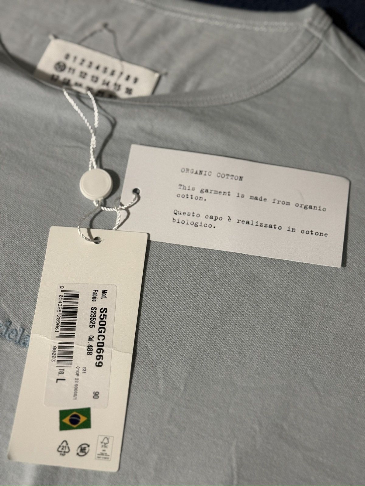 Maison Margiela Maison Margiela Upside Down Cotton Logo T-Shirt Size US L / EU 52-54 / 3 - 2 Thumbnail