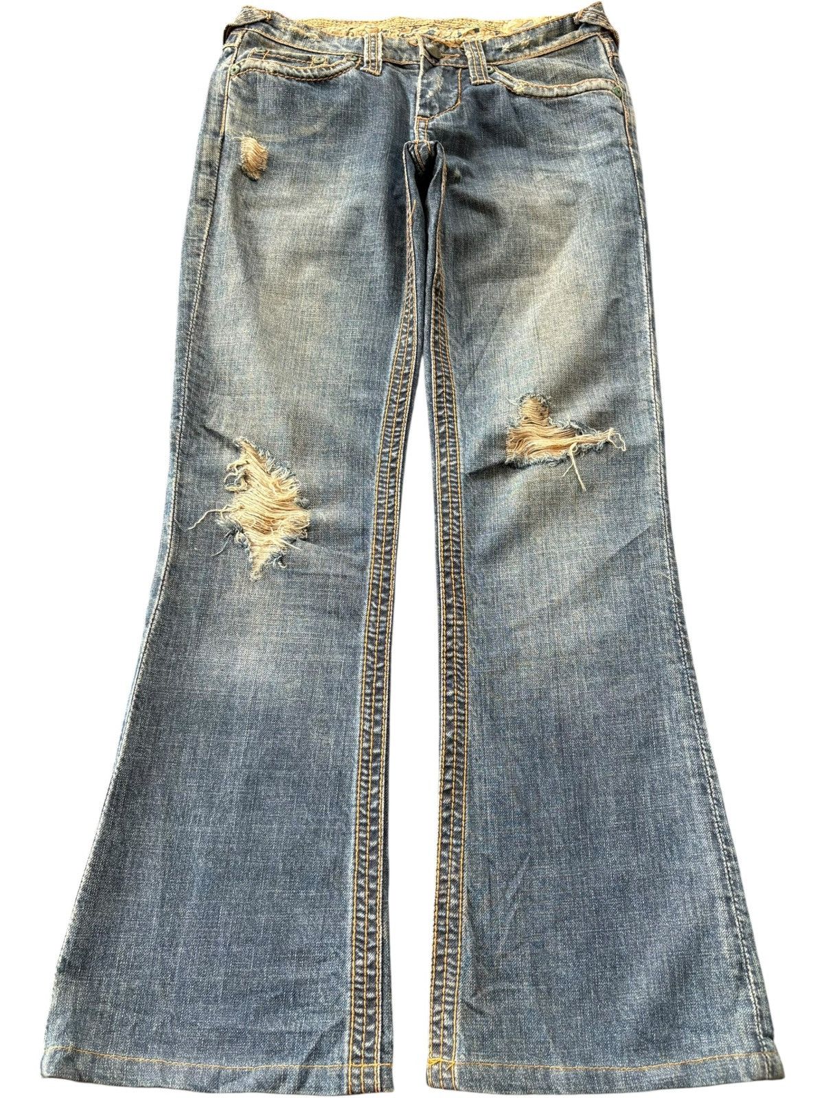 Tornado Mart Vintage Japanese Brand Rusty Wash Distress Flare Jeans Size 30" / US 8 / IT 44 - 1 Thumbnail
