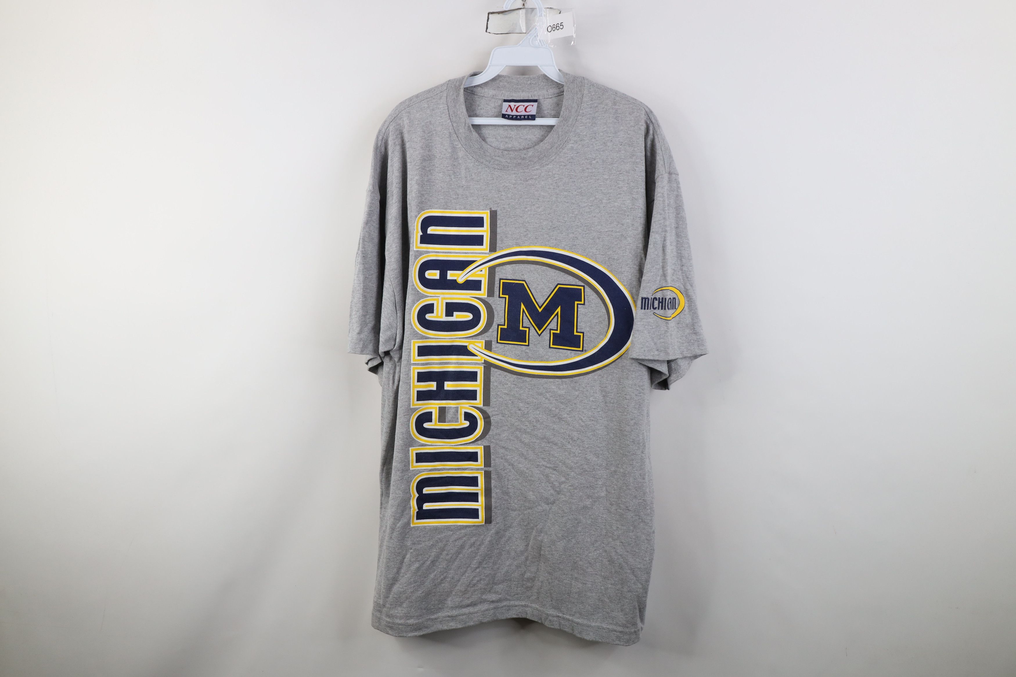 Vintage Vintage 90s University of Michigan Short Sleeve T-Shirt Gray Size US XL / EU 56 / 4 - 1 Thumbnail