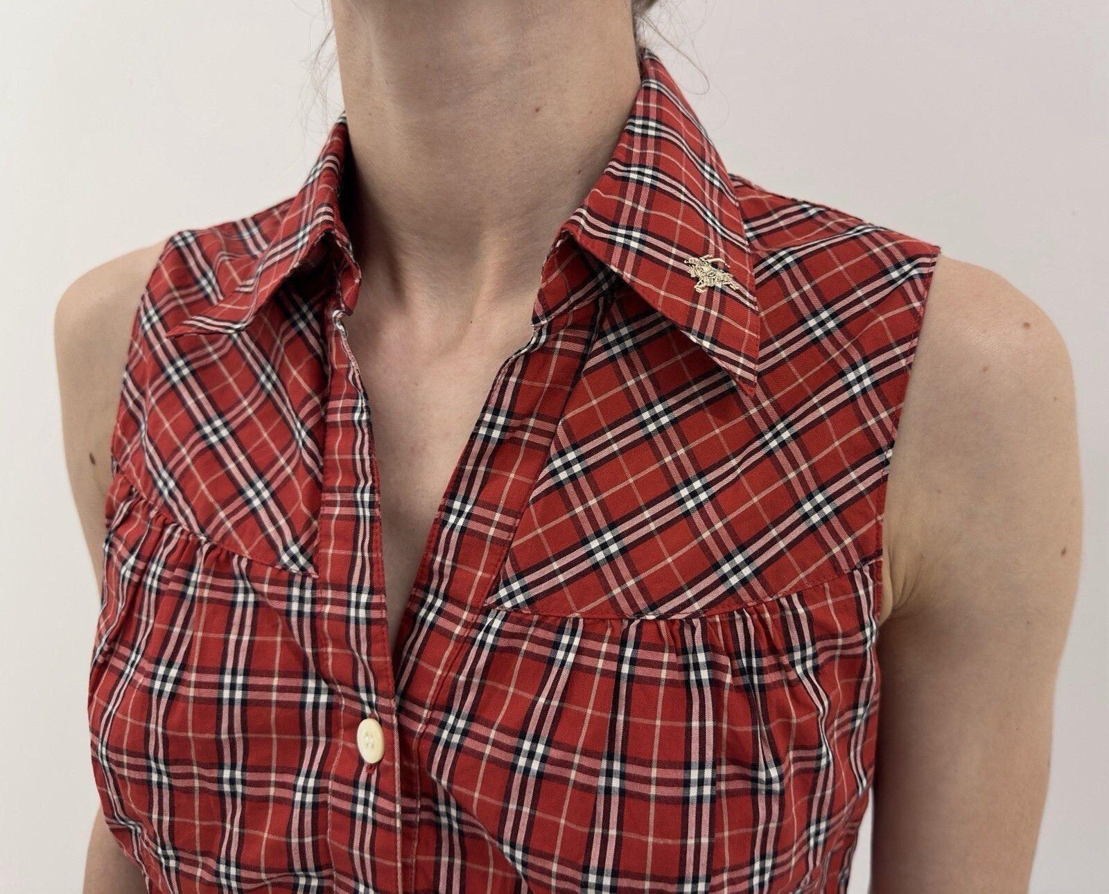 Burberry Burberry London Blue Label Plaid Red Shirt Size 38 Size XS / US 0-2 / IT 36-38 - 2 Thumbnail