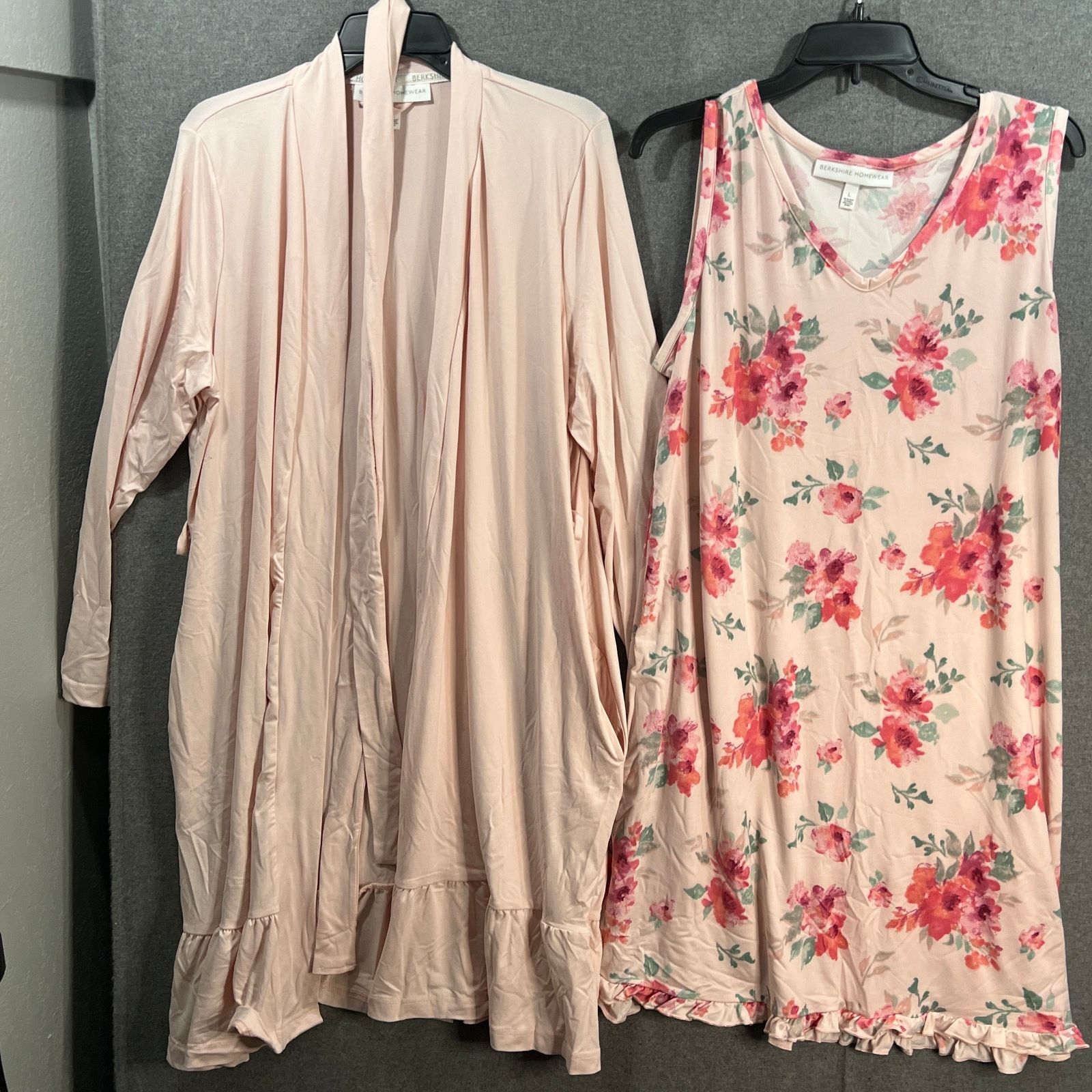 Other Berkshire Homewear Silky Smooth Wrap Robe with Sleep Dress Size L / US 10 / IT 46 - 1 Thumbnail