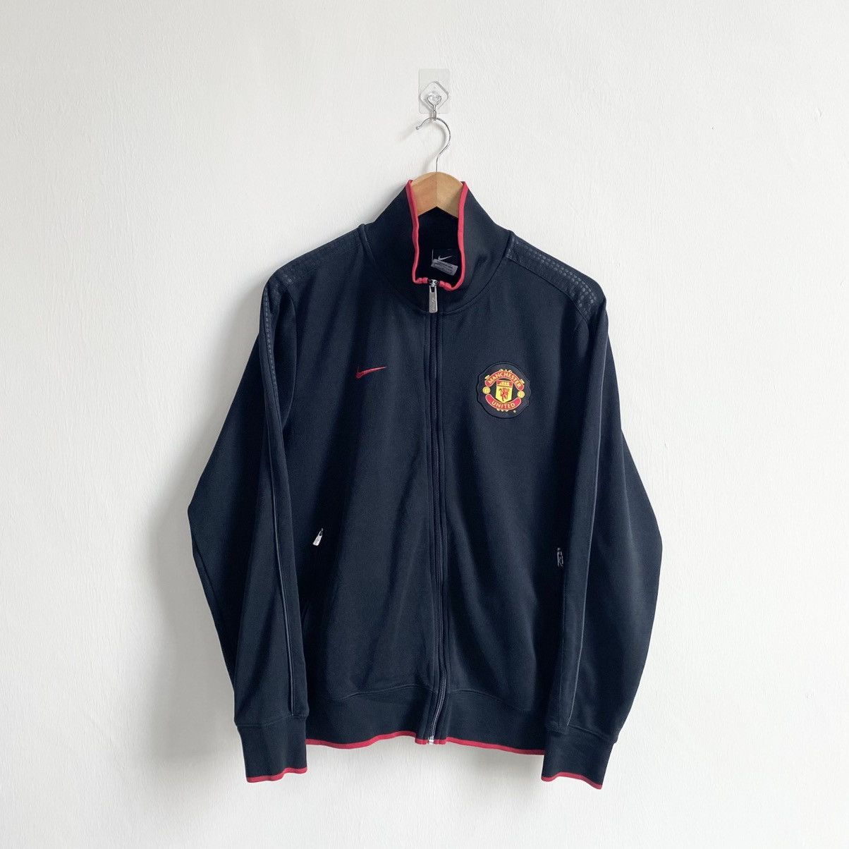 Nike NIKE MANCHESTER UNITED TRACK JACKET Size US L / EU 52-54 / 3 - 1 Thumbnail