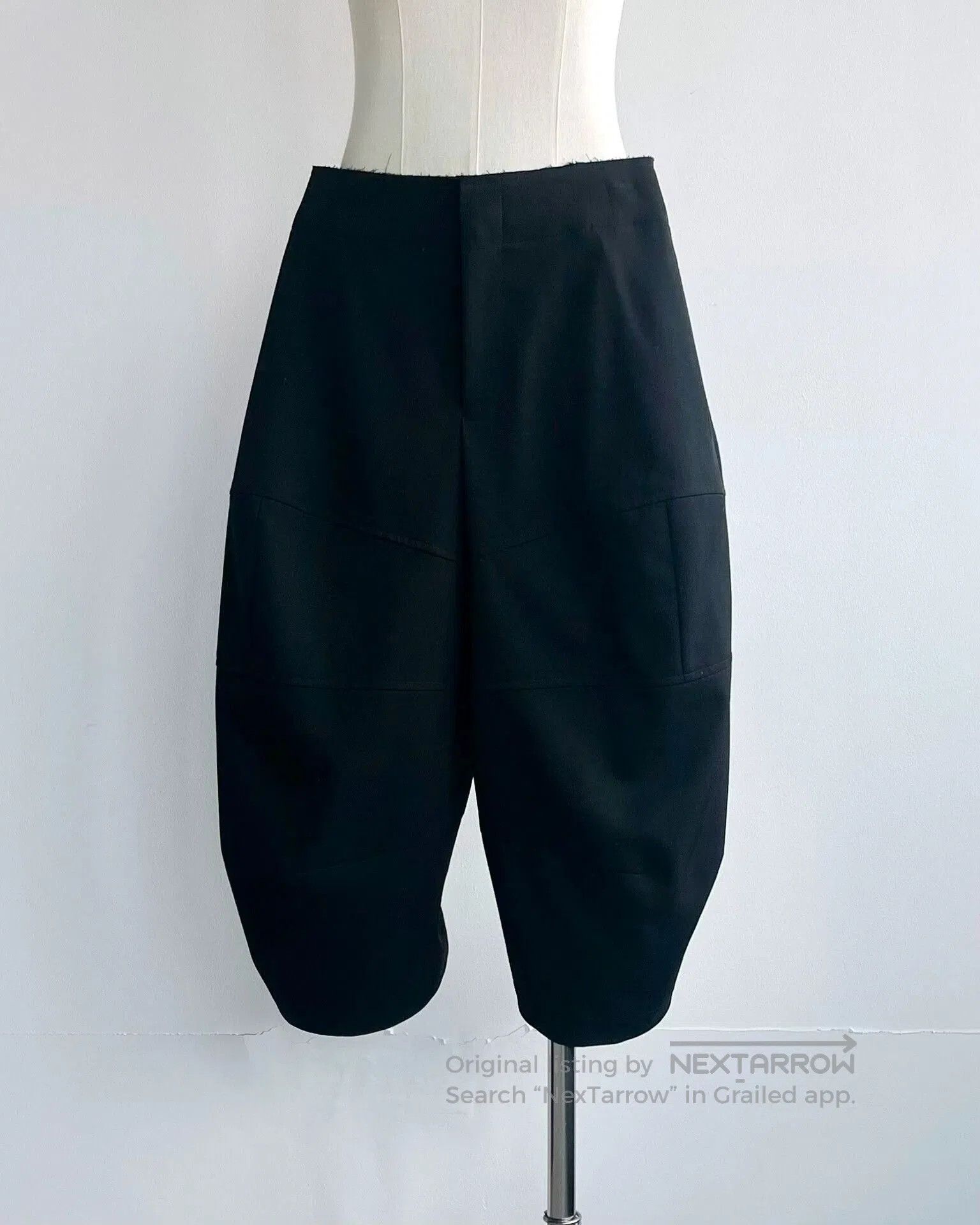 CDG by Comme des Garcons CDG Tailored Black Culotte Pants. Size 28" / US 6 / IT 42 - 1 Thumbnail