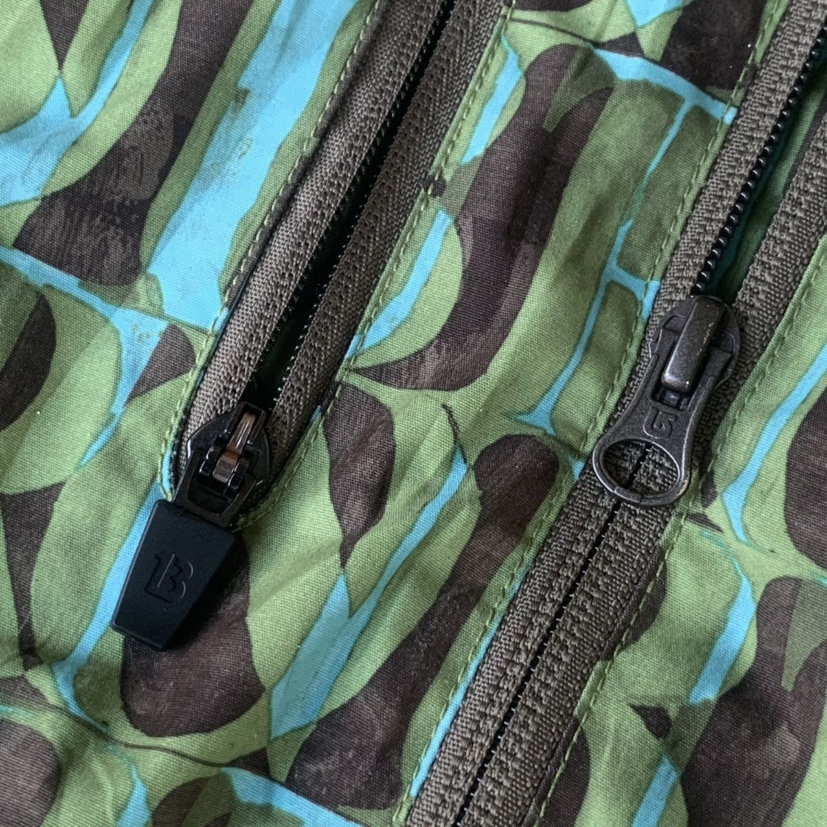 Burton × Vintage Burton full Text over printed outdoor Jacket vintage Size US M / EU 48-50 / 2 - 21 Thumbnail