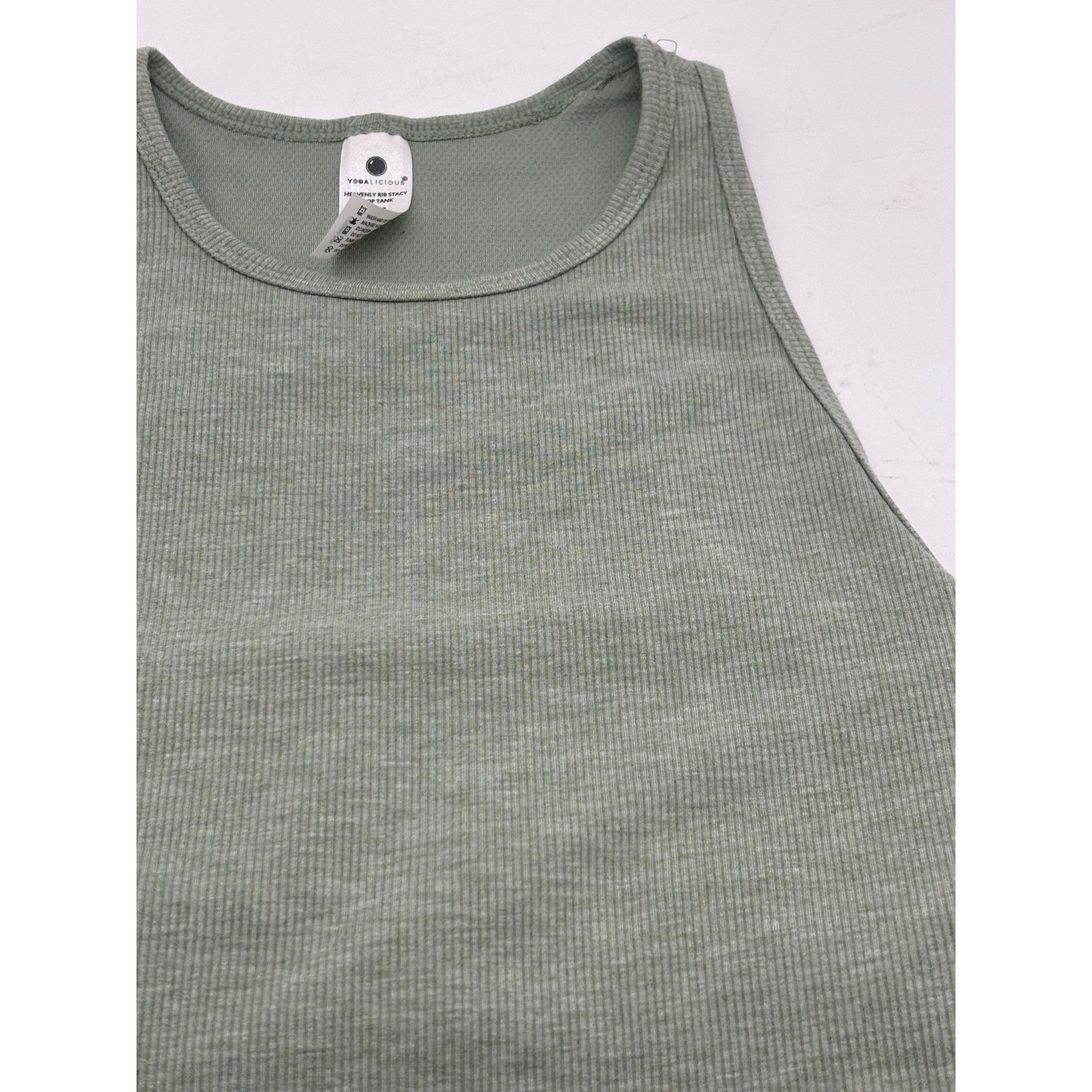 Other Yogalicious Women's Ribbed Built-in-Bra Cropped Tank Top, Sa Size XS / US 0-2 / IT 36-38 - 8 Thumbnail