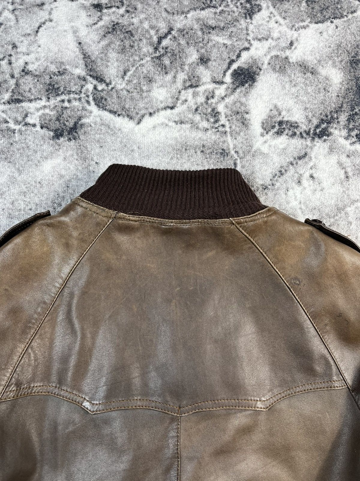 Leather Vintage Leather Bomber Jacket / Brown / Ribbed Trim / Men’s Size US L / EU 52-54 / 3 - 19 Thumbnail