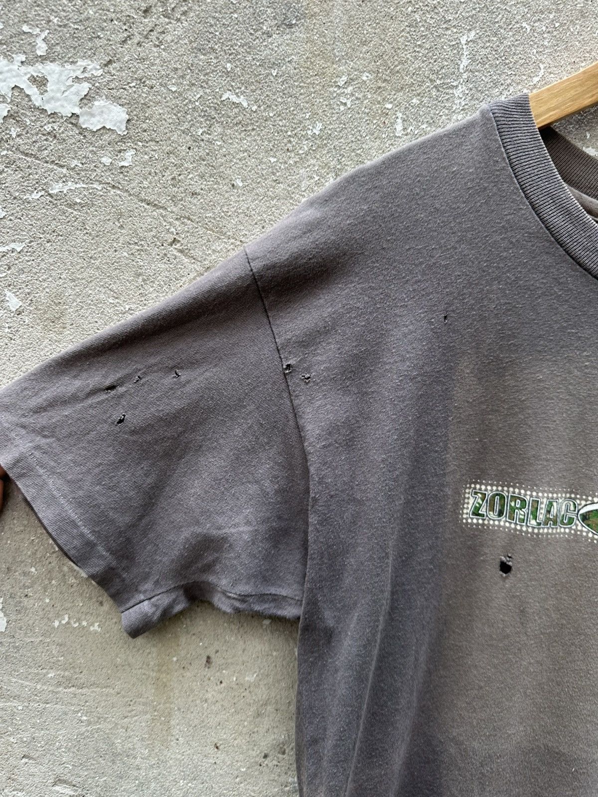 Anvil Vintage 90's Zorlac Skateboard Distrssed Tees Size US L / EU 52-54 / 3 - 5 Thumbnail
