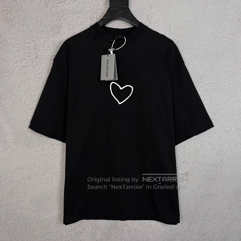 Balenciaga Balenciaga Heart Logo Embroidered Short Sleeve Black Size US S / EU 44-46 / 1 - 1 Thumbnail