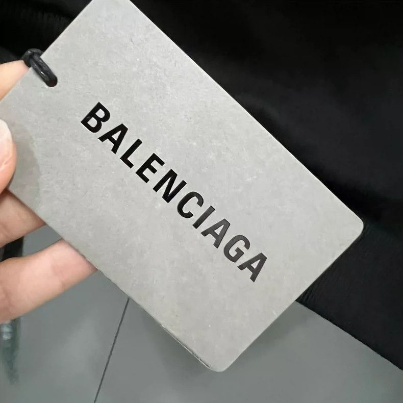 Balenciaga Balenciaga Black Printed Small Logo Hoodie Size US S / EU 44-46 / 1 - 5 Thumbnail