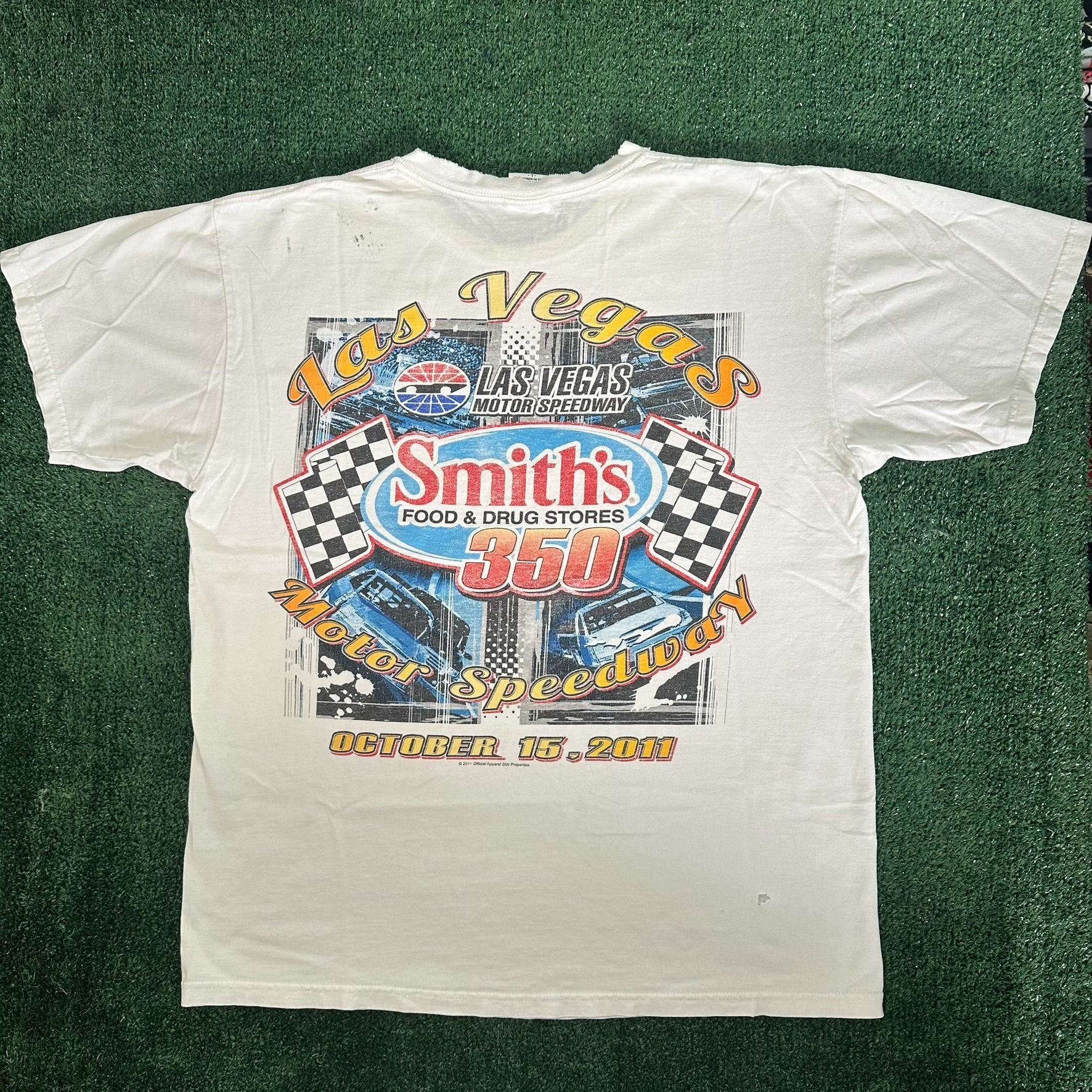 NASCAR Vintage Y2K NASCAR Truck Racing T-Shirt Smith's 350 Las Vega Size US L / EU 52-54 / 3 - 4 Thumbnail