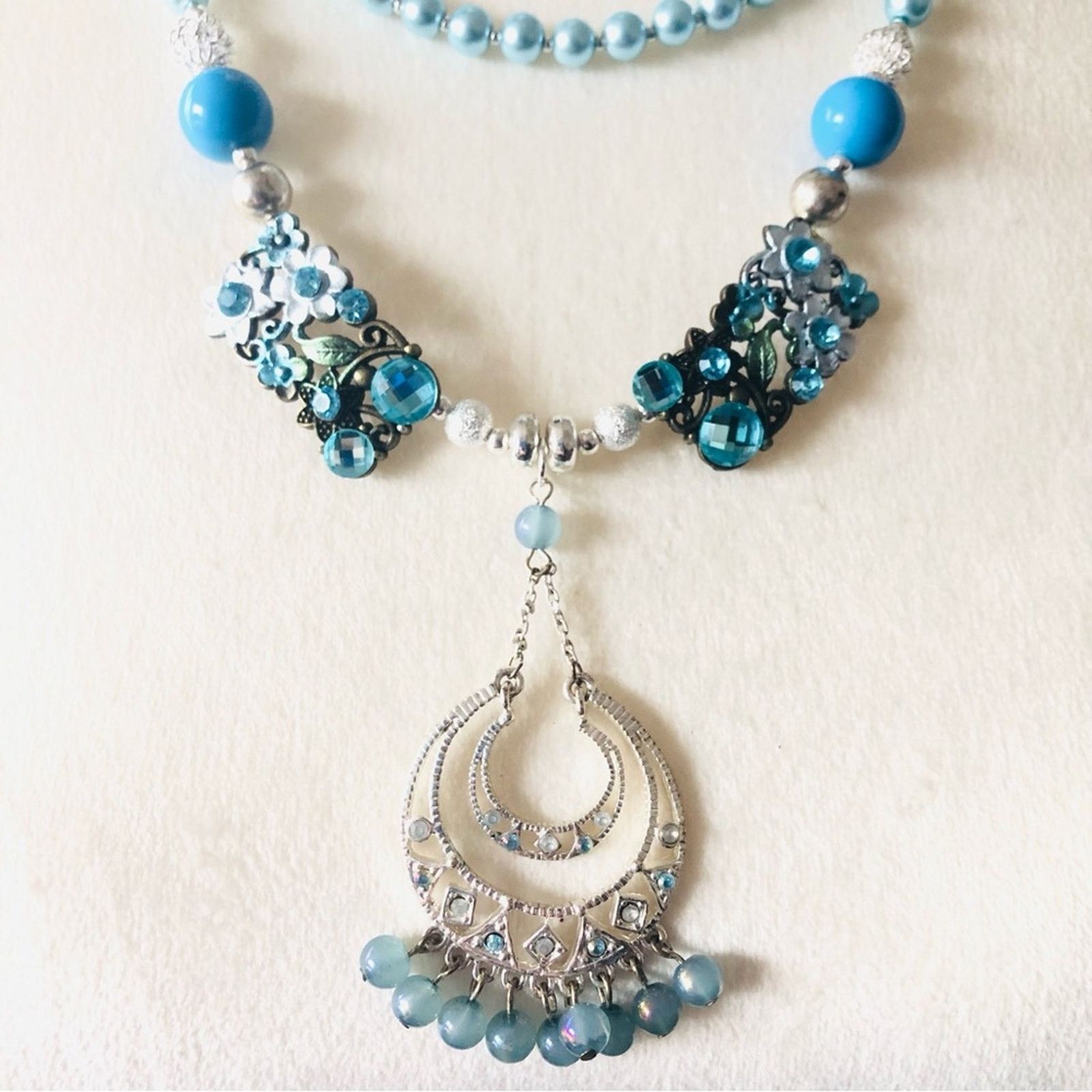 Handmade Handcrafted repurpose blue crystal Pearl necklace Size ONE SIZE - 9 Thumbnail