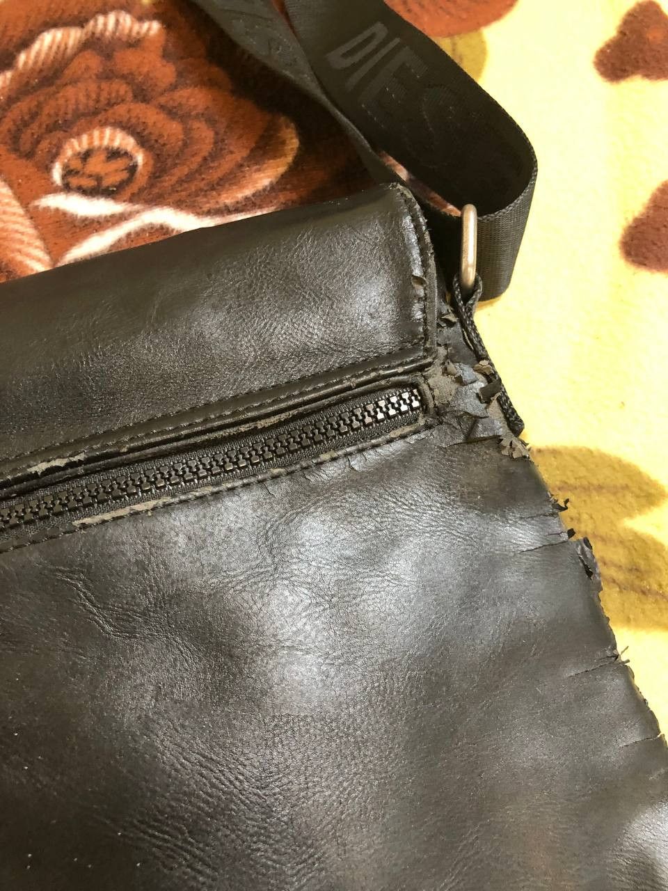 Diesel Diesel Style Pilot Vintage 00s Sling Bag Messanger Size ONE SIZE - 20 Thumbnail