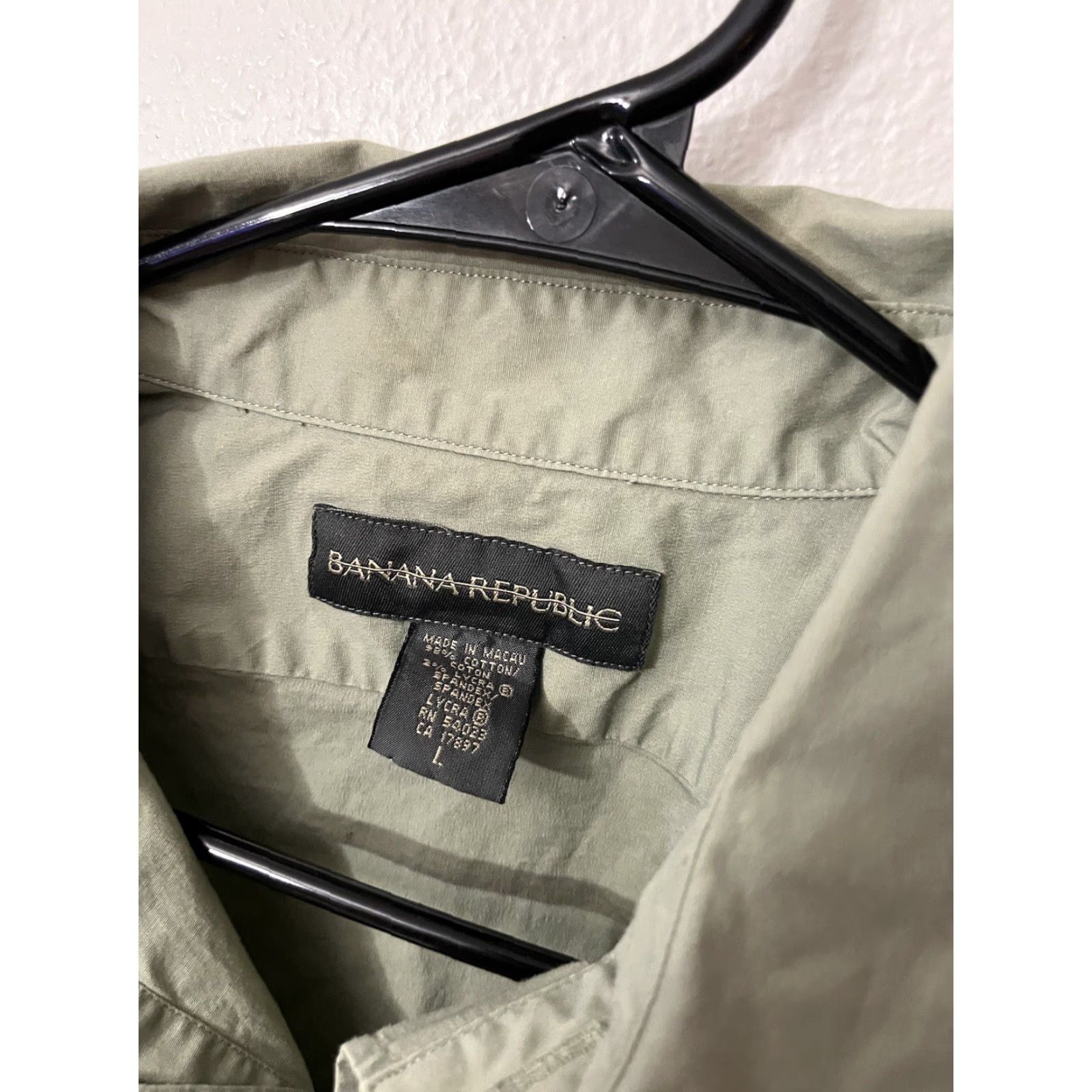 Banana Republic VINTAGE Banana Republic Mens Large Green Solid Classic Fit Button Up Shirt Y2K Size US L / EU 52-54 / 3 - 3 Thumbnail