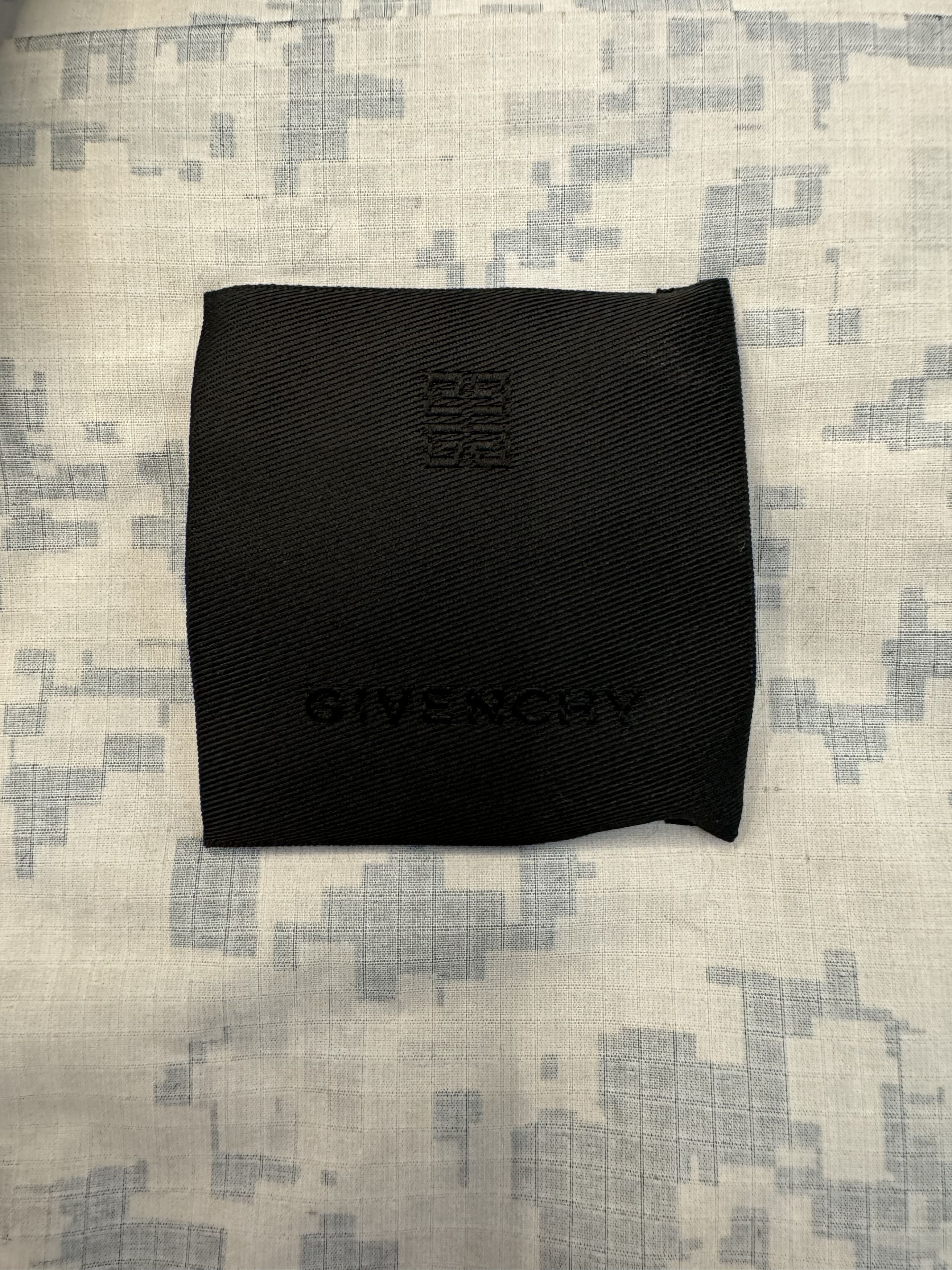 Givenchy Givenchy Open Back Camo Print Cargo Vest Size US M / EU 48-50 / 2 - 3 Thumbnail