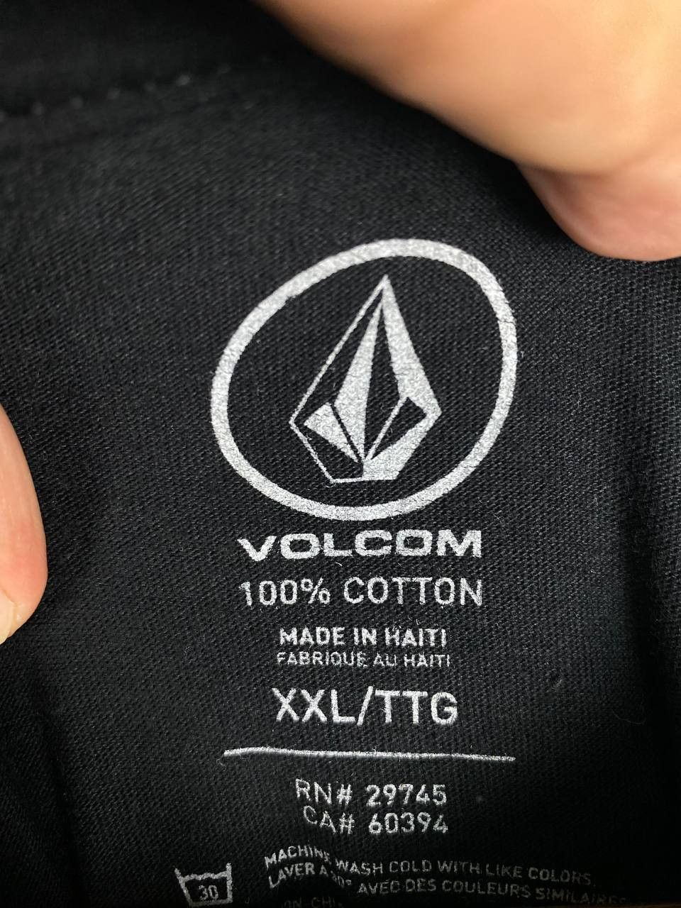 Volcom volcom hawaii skate tee nice design Size US XXL / EU 58 / 5 - 3 Thumbnail