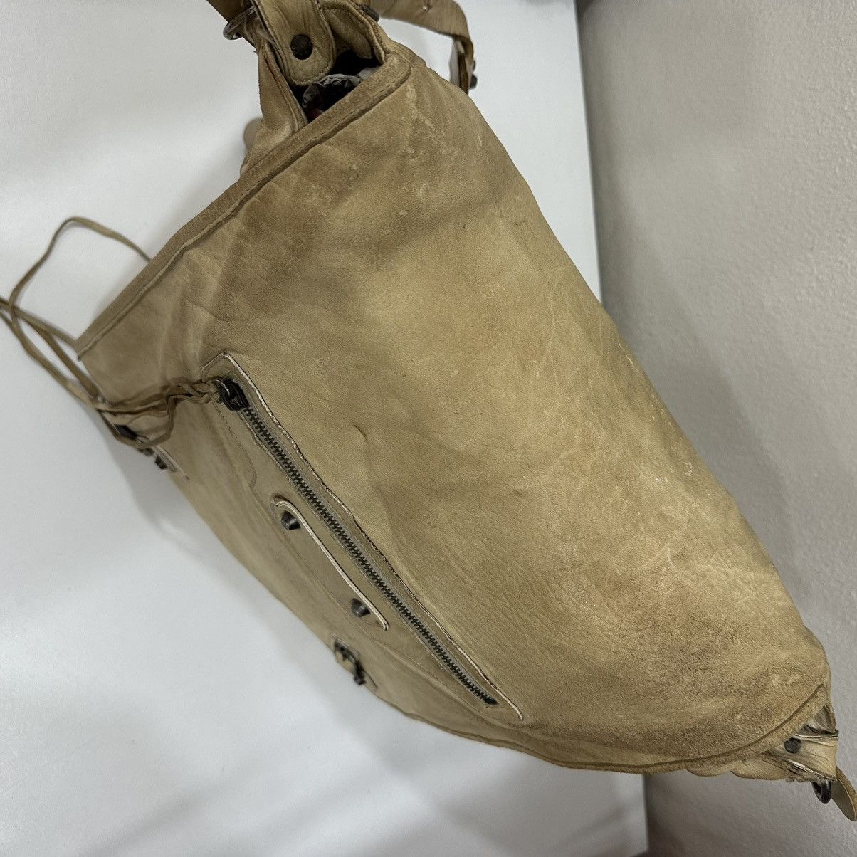Balenciaga ‼️LASTDROP‼️ BALENCIAGA THE DAY LEATHER SHOULDER BAG Size ONE SIZE - 8 Thumbnail
