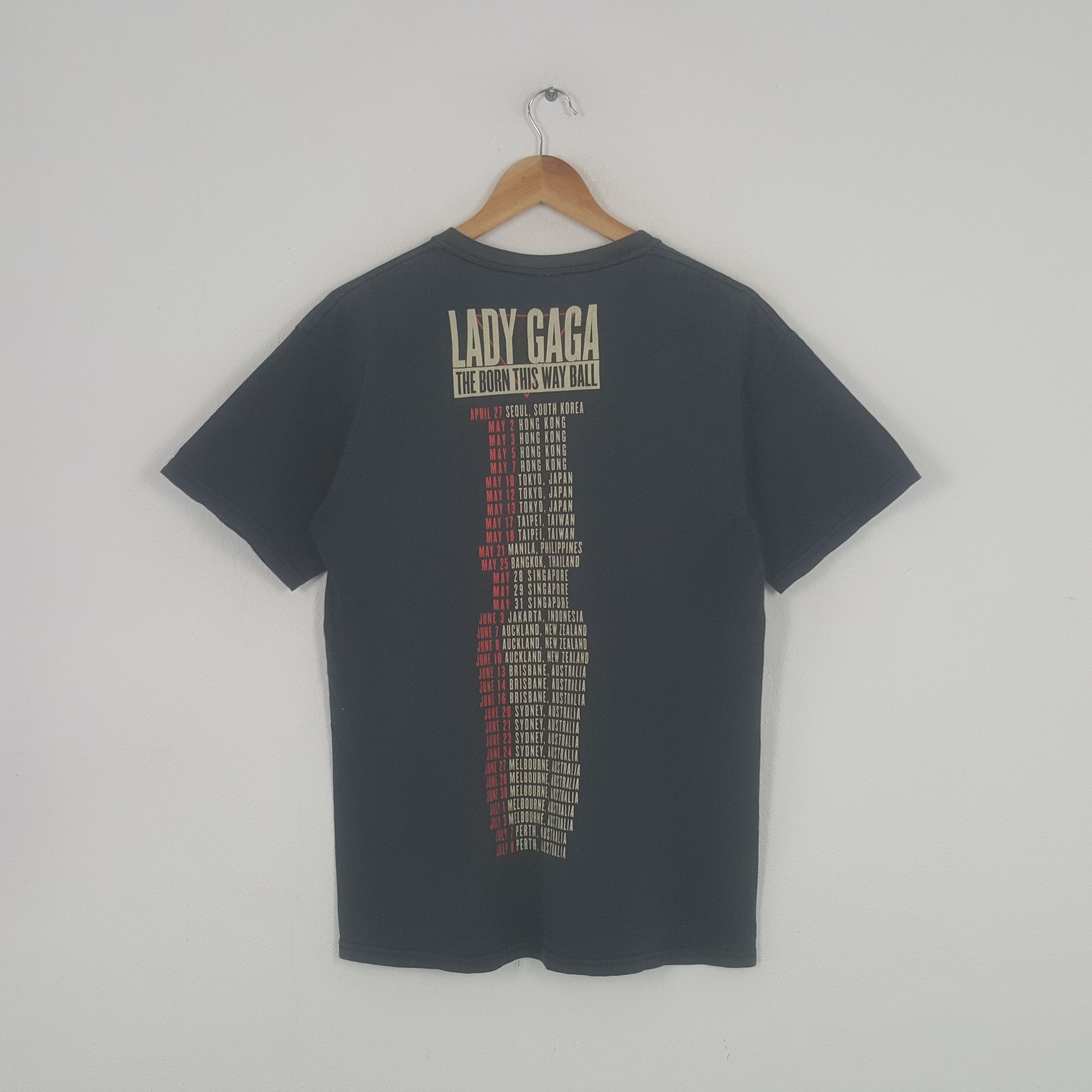 Band Tees × Vintage Vintage Lady Gaga American Singer Songwriter Tshirt Size US M / EU 48-50 / 2 - 3 Thumbnail