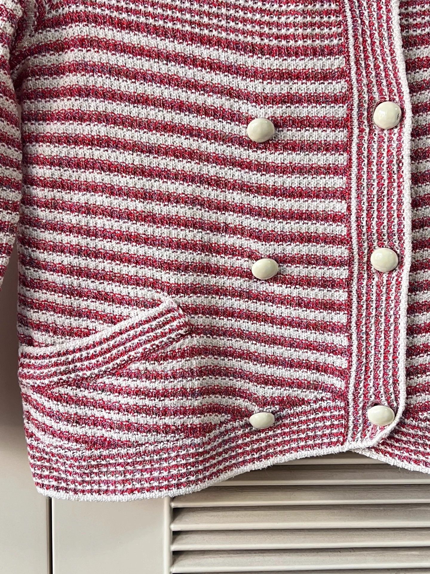 Chanel Chanel Red & White Stripe Crewneck Cardigan 36 Size XS / US 0-2 / IT 36-38 - 5 Thumbnail