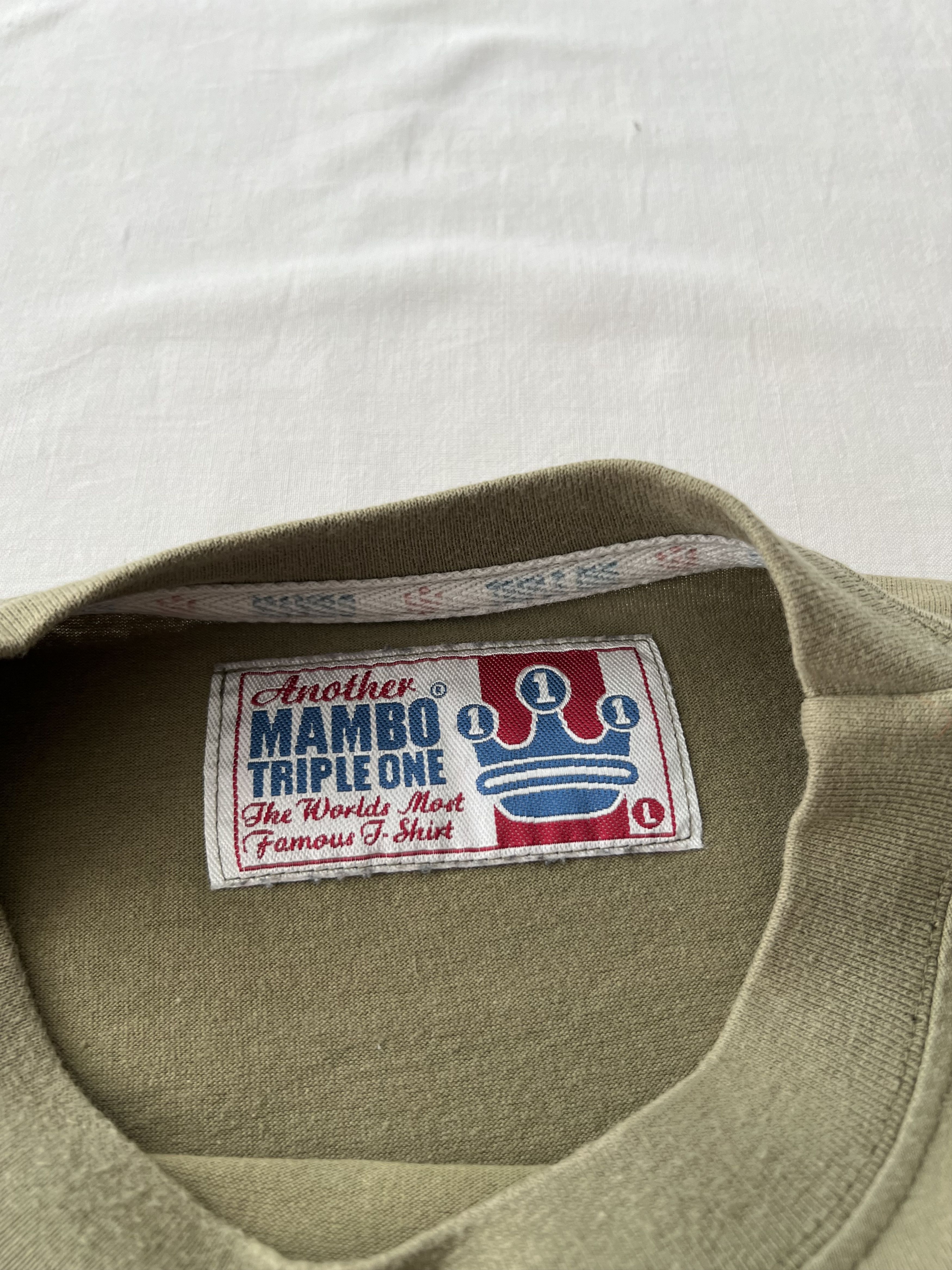 Mambo Vintage 2002 Mambo Cultural Cringe Kangaroo T-shirt Size US L / EU 52-54 / 3 - 13 Thumbnail