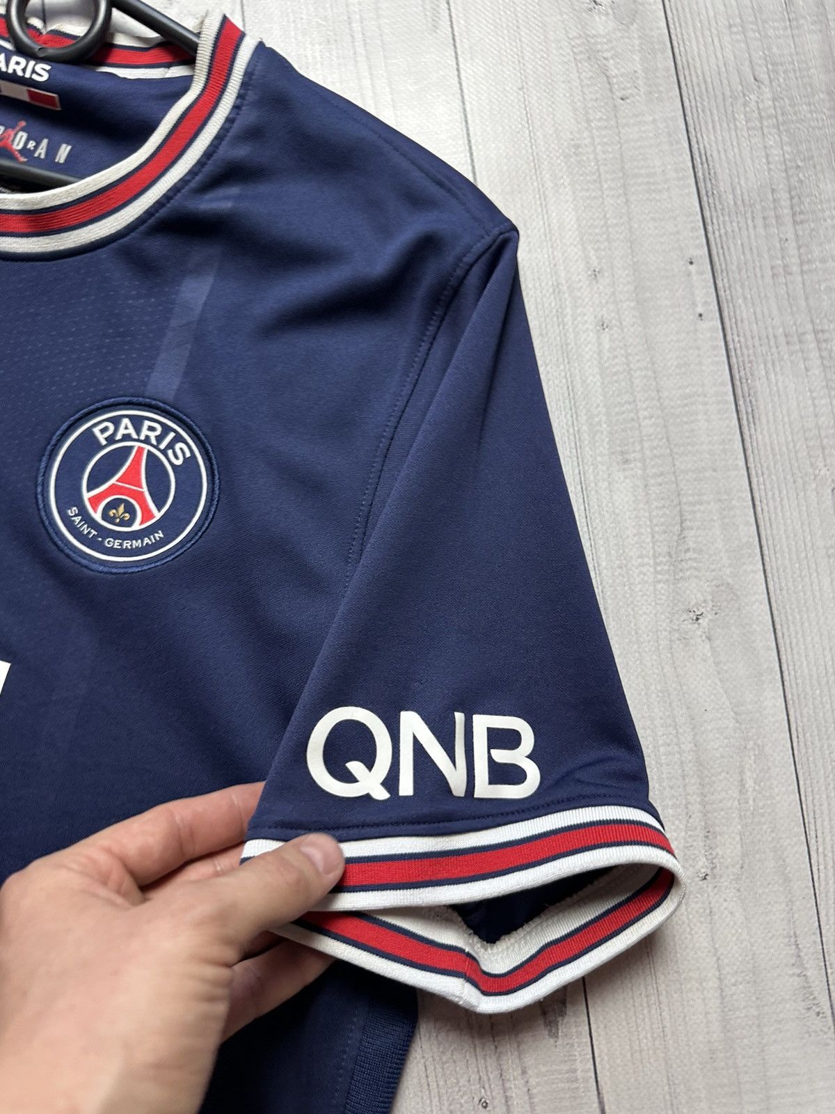 Nike Jorda PSG soccer jersey size M logo Size US M / EU 48-50 / 2 - 4 Thumbnail