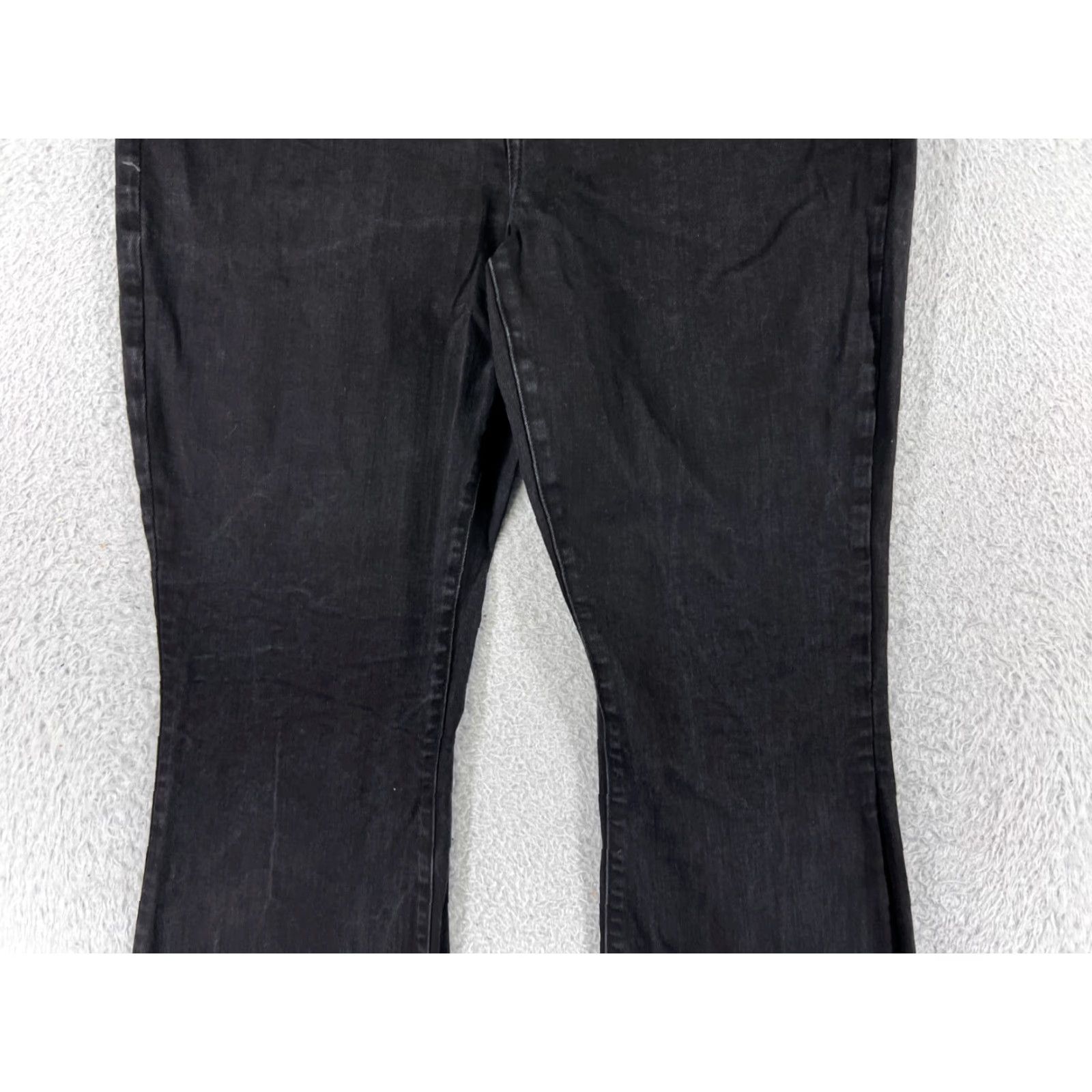 Vintage Universal Thread Jeans Womens 6 Black Denim Cotton Bootcut 26x29 Size 28" / US 6 / IT 42 - 6 Thumbnail