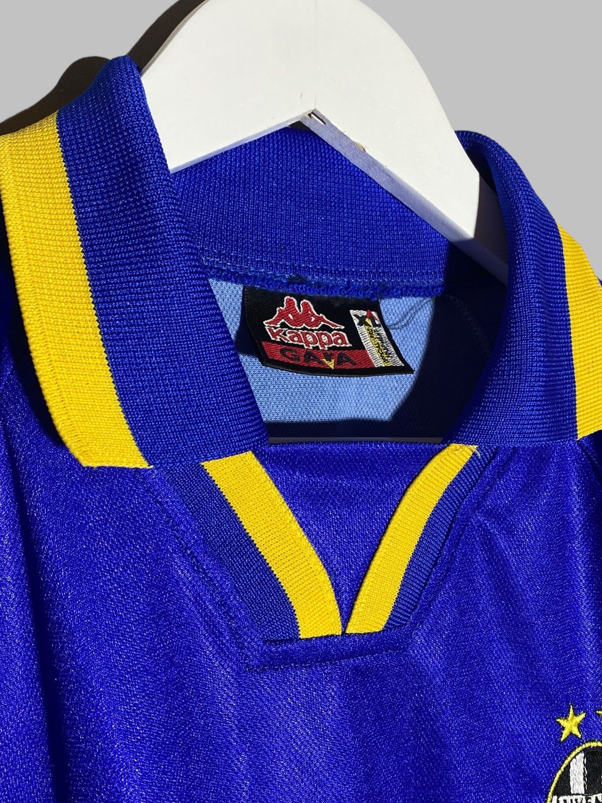 Kappa Vintage Kappa Juventus 1994 1995 Away Football Shirt Danone Size US XL / EU 56 / 4 - 16 Thumbnail