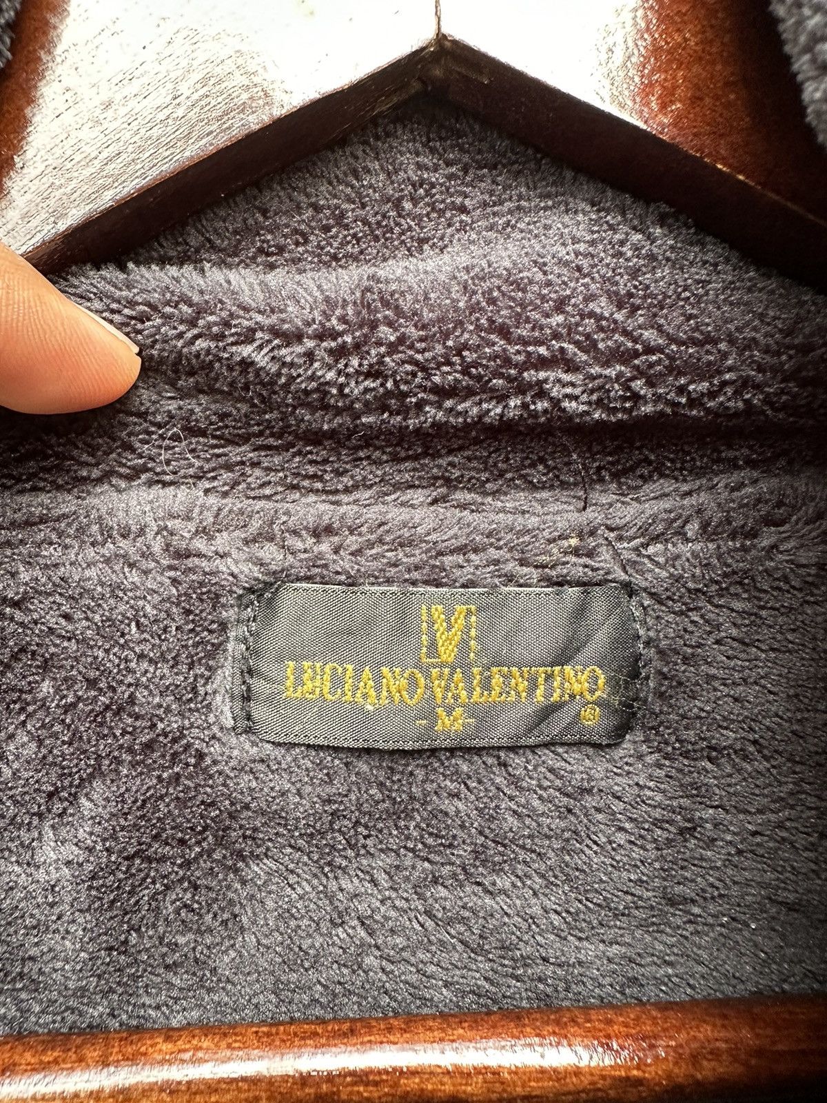Valentino 👹Vintage Luciano Valentino Furr Collar Long Sleeves Shirt Size US M / EU 48-50 / 2 - 12 Thumbnail