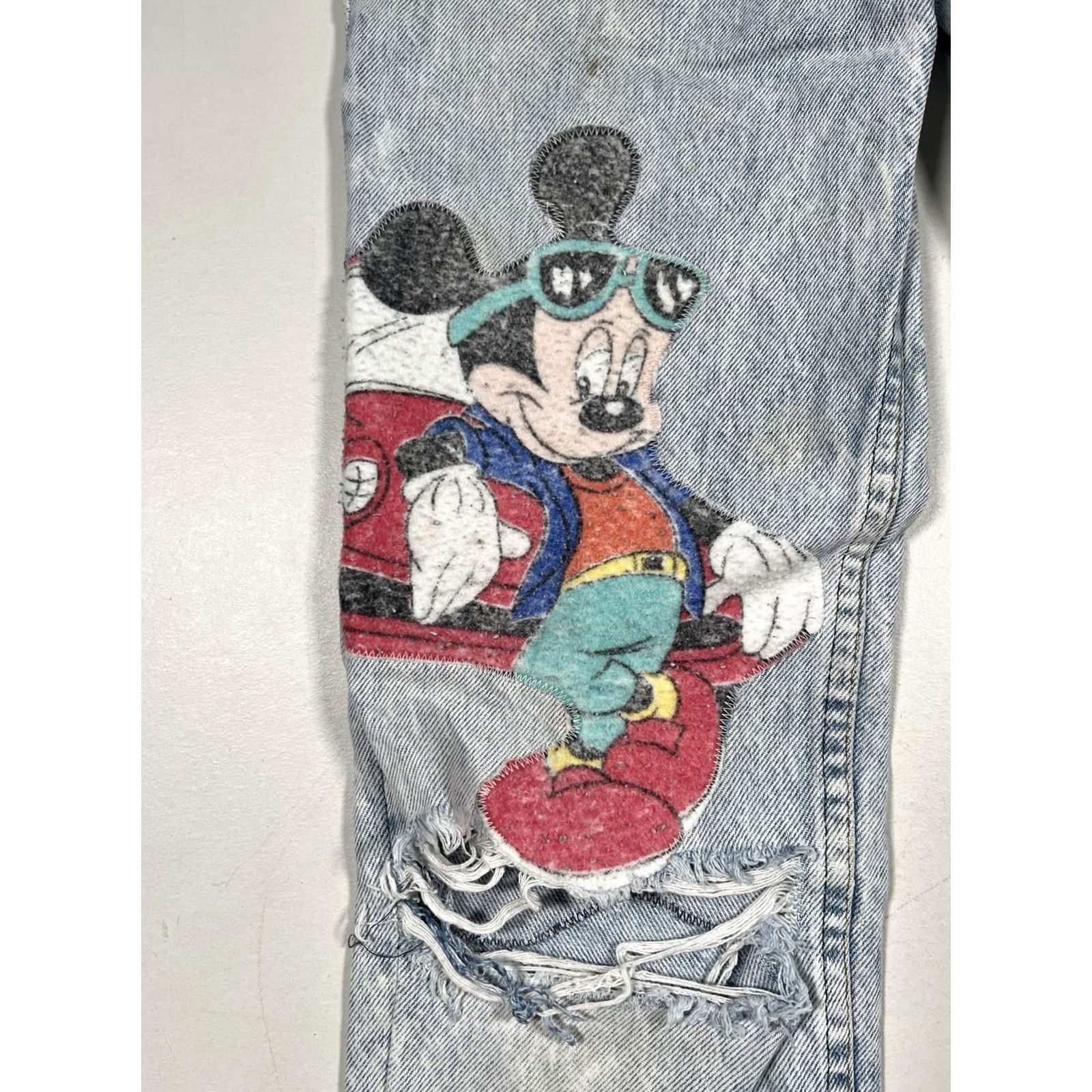 Levi's VINTAGE Levi's Jeans Womens Blue Acid Wash Mickey Disney 90s VTG Read Size 26" / US 2 / IT 38 - 5 Thumbnail