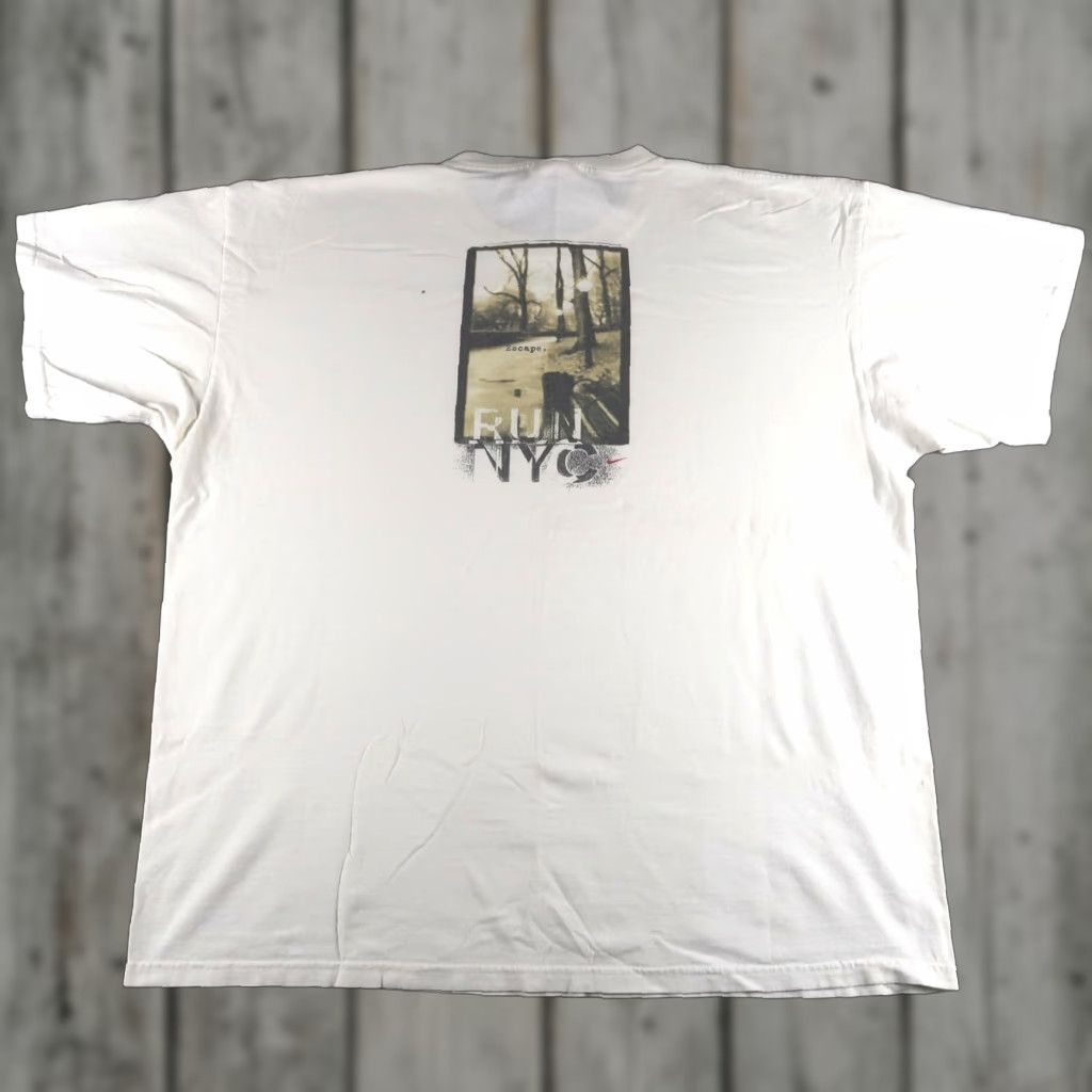 Nike VINTAGE Nike T-Shirt 90s NYC Run White XL Men Crew Neck Short Sleeve Logo 1990s City Sports Size US XL / EU 56 / 4 - 1 Thumbnail
