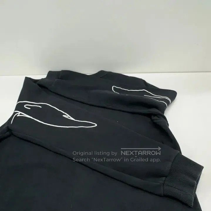 Givenchy Givenchy Round Neck Big Pattern Sweatshirt. Size US XS / EU 42 / 0 - 9 Thumbnail