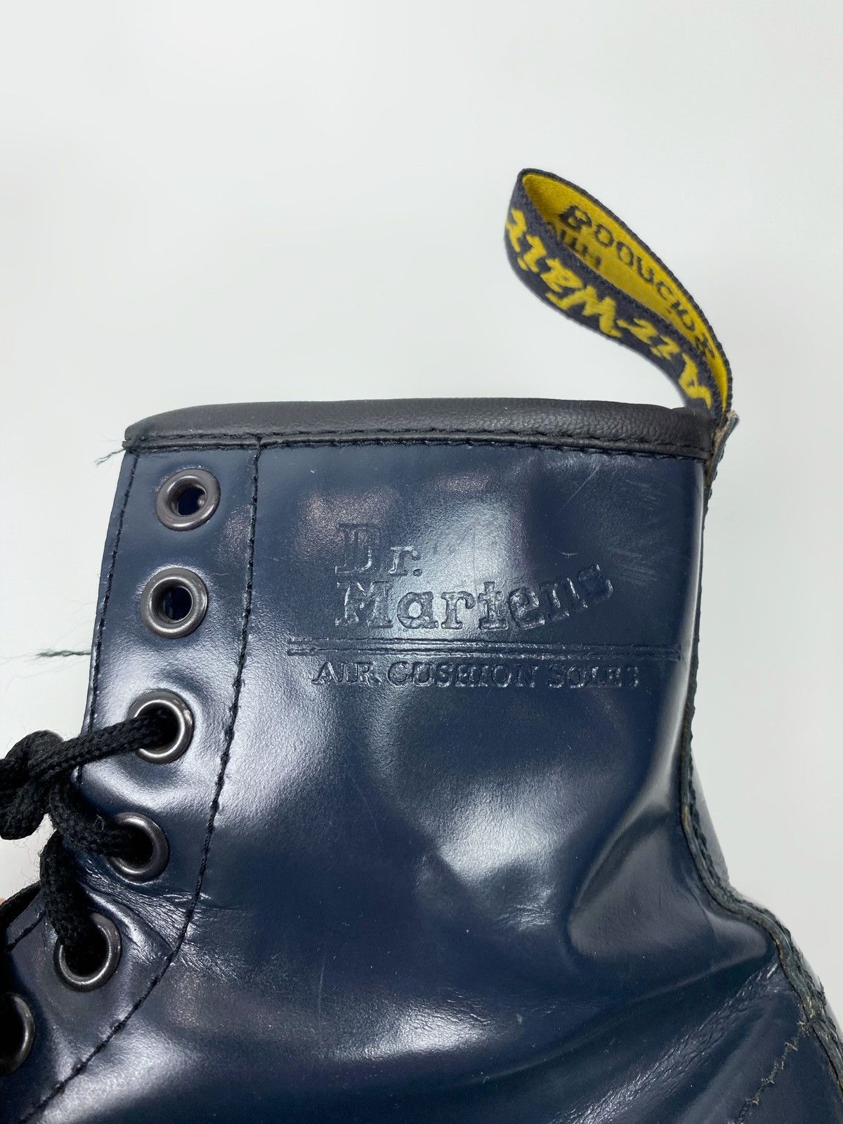 Dr. Martens Dr. Martens 1460 8 Eye Navy Smooth Leather Ankle Boots Size US 7.5 / IT 37.5 - 7 Thumbnail