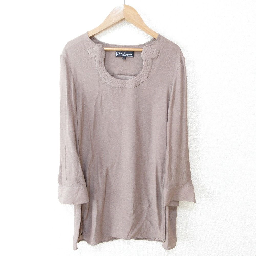 Salvatore Ferragamo Salvatore Ferragamo Salvatore Ferragamo Gancini Silk Blouse Others Tops DUTY FREE for USA Size ONE SIZE - 1 Thumbnail