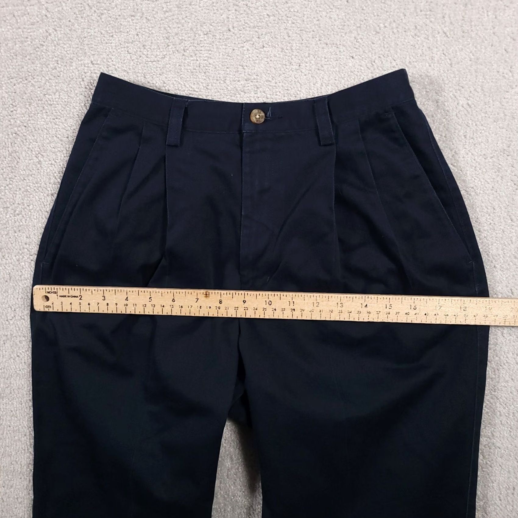 Eddie Bauer VINTAGE Eddie Bauer Wrinkle Resistant Classic Fit Chino Pants Womens 4 Navy Blue Pleated Chino Pants Womens 4 Navy Blue Pleated Size 27" / US 4 / IT 40 - 7 Thumbnail