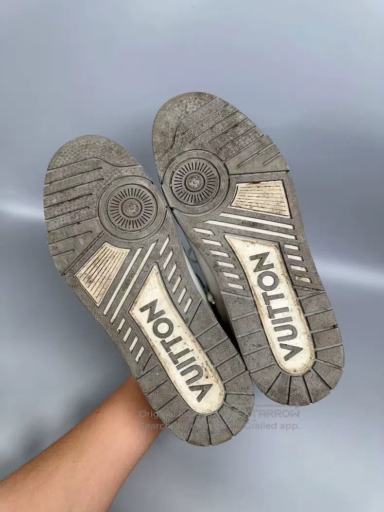 Louis Vuitton Louis Vuitton Trainer White and Blue Casual Shoes Size US 7 / EU 40 - 9 Thumbnail