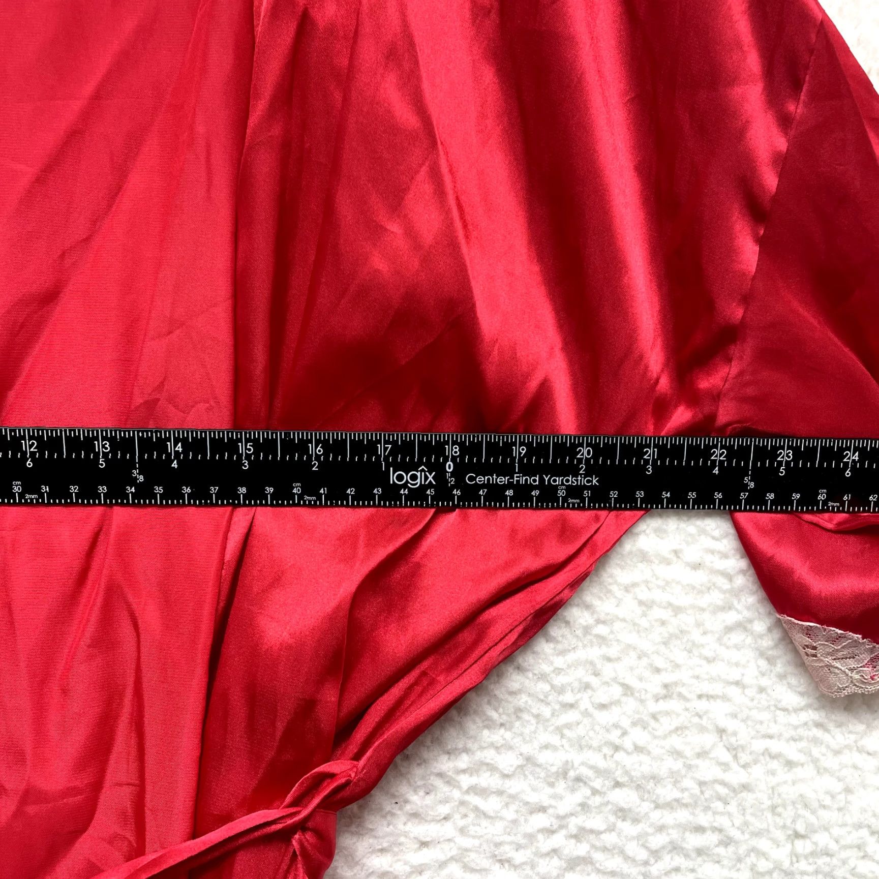 Vintage VINTAGE Y2K Robe Kimono XL 16 18 Red Satin Lace Embroidered Floral Luxe Sexy SECRET TREASURES Satin Robe Kimono Mens Womens Size ONE SIZE - 4 Thumbnail